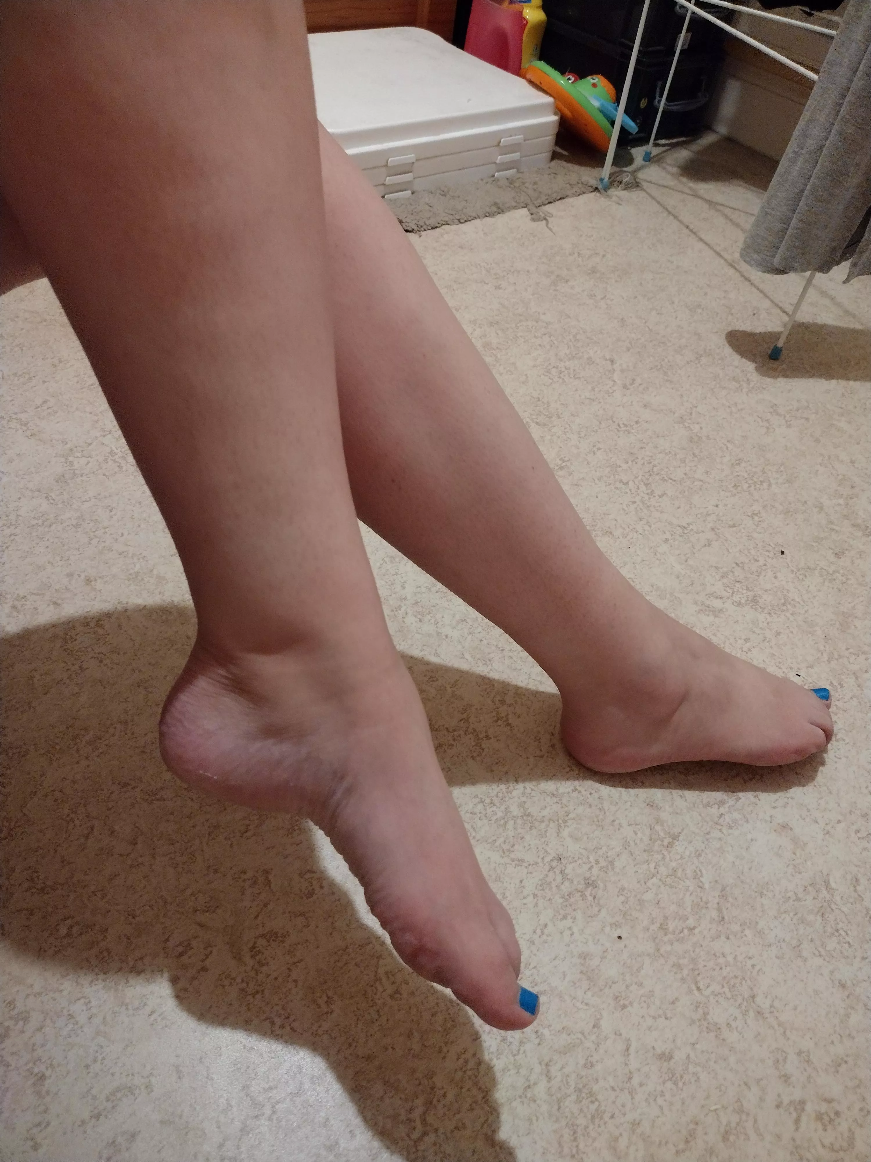 Good evening feet lovers