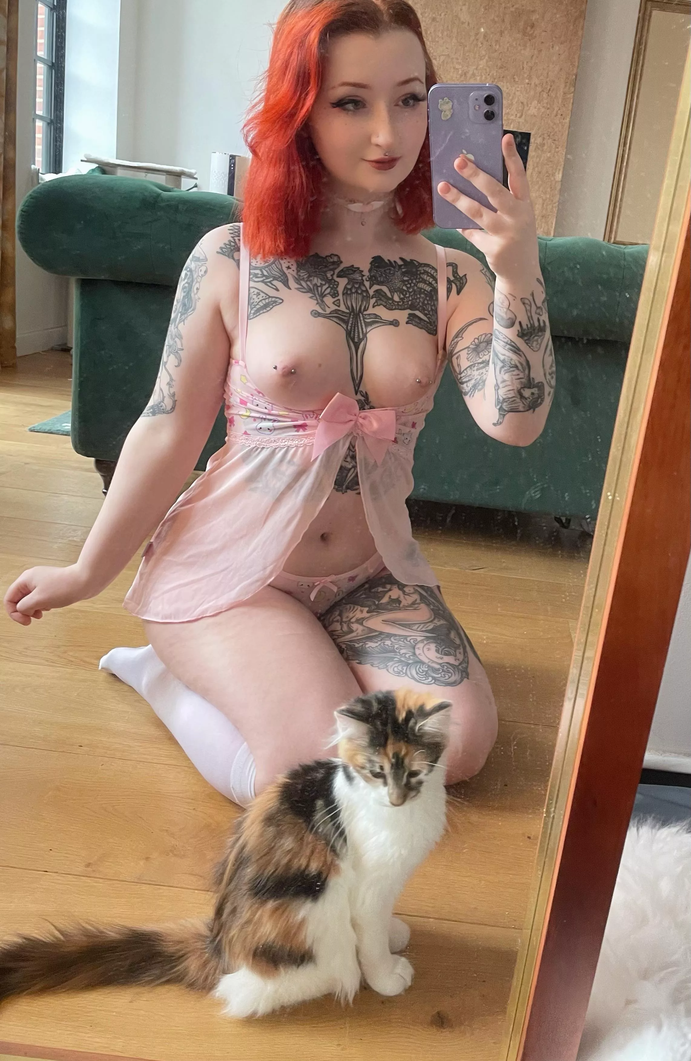 Good morning from me and my pussy <3