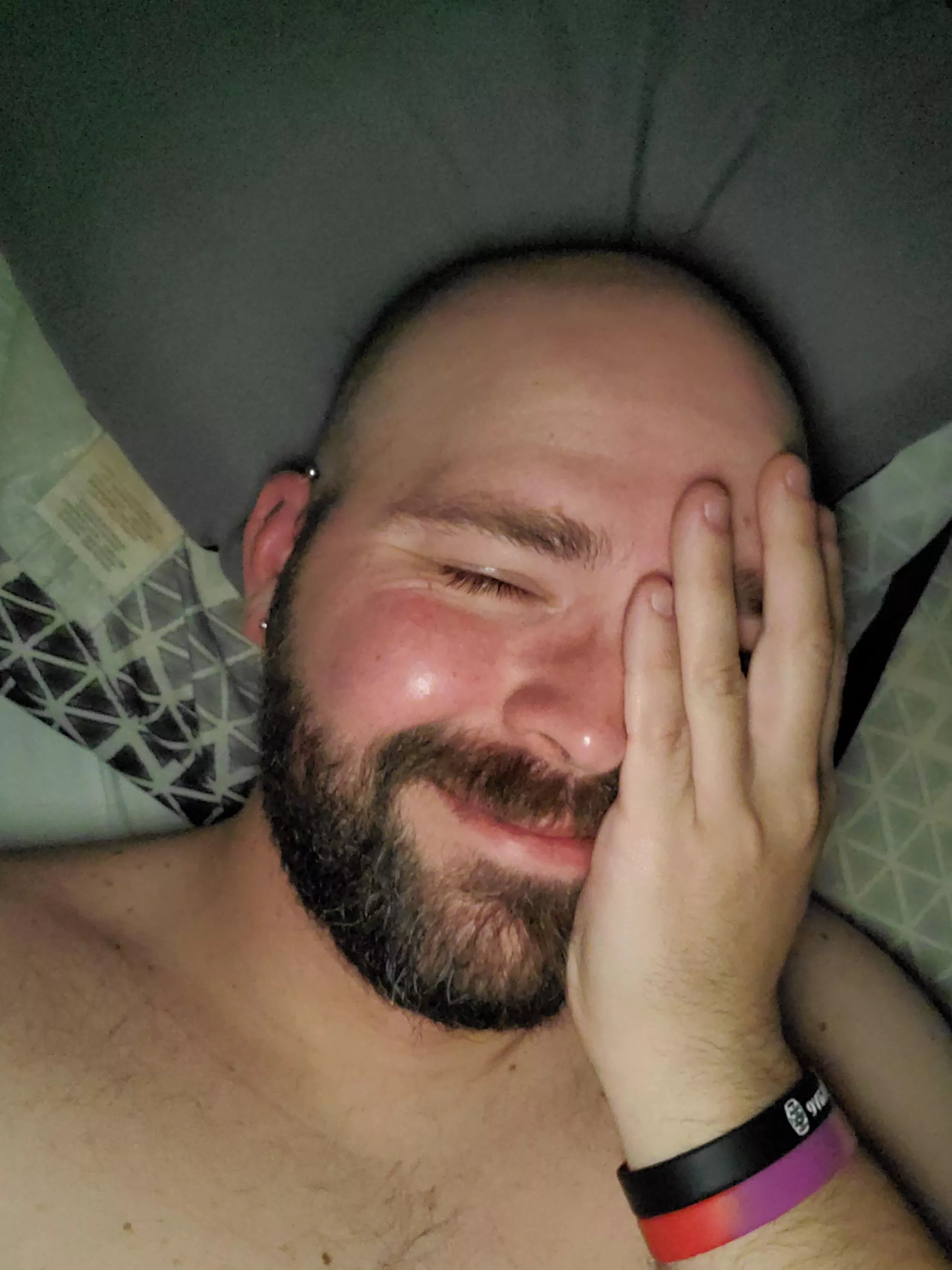 Good morning, gaymers! it's way too early to be awake