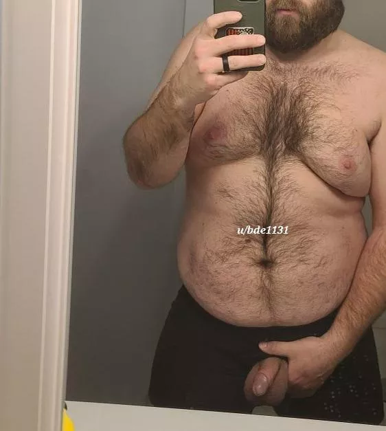 Good morning, hope you like a beard, belly, and penis when you wake up.. 30 Boston.