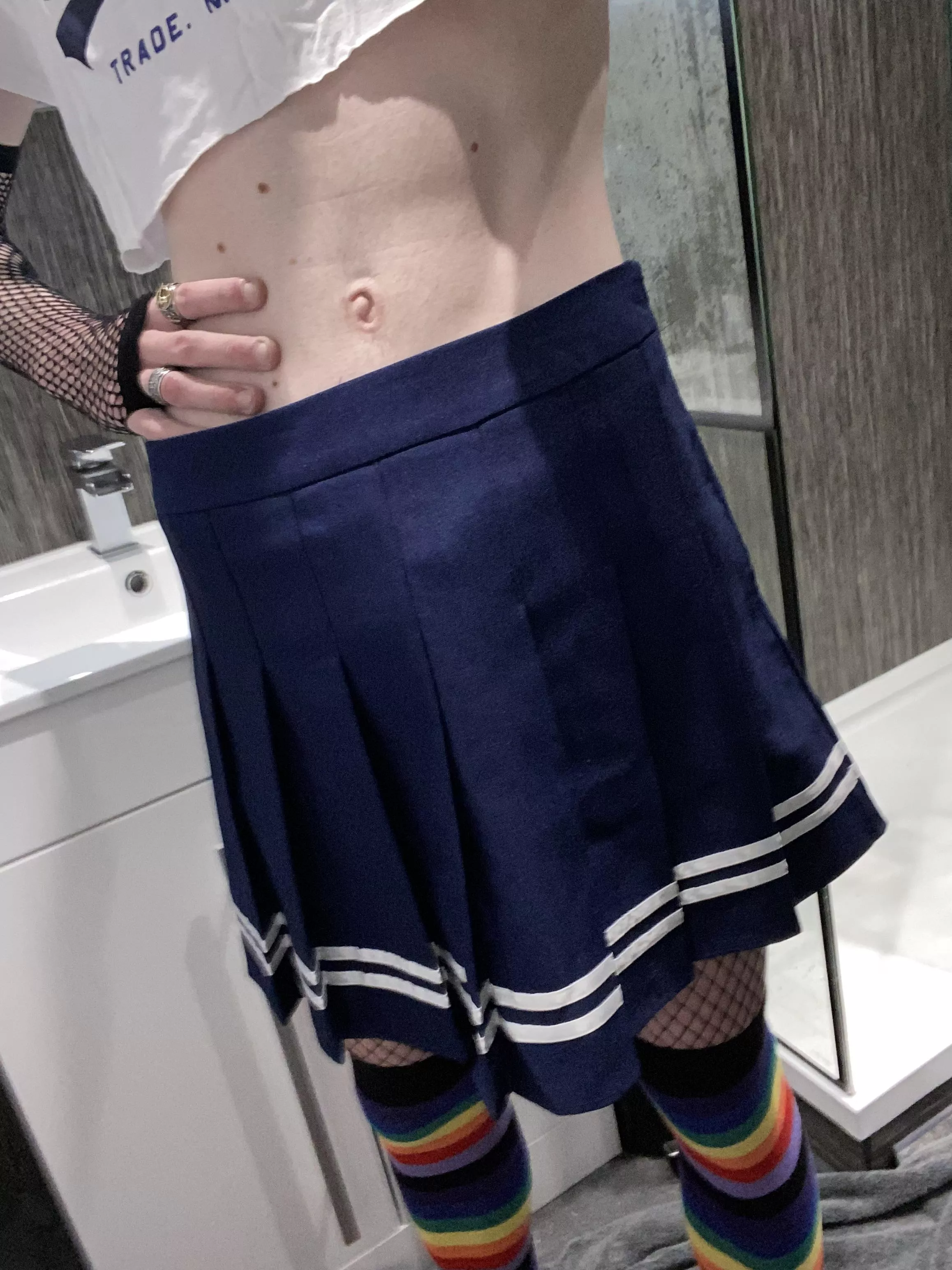 Got my first ever skirt! Excited to wear it ^^