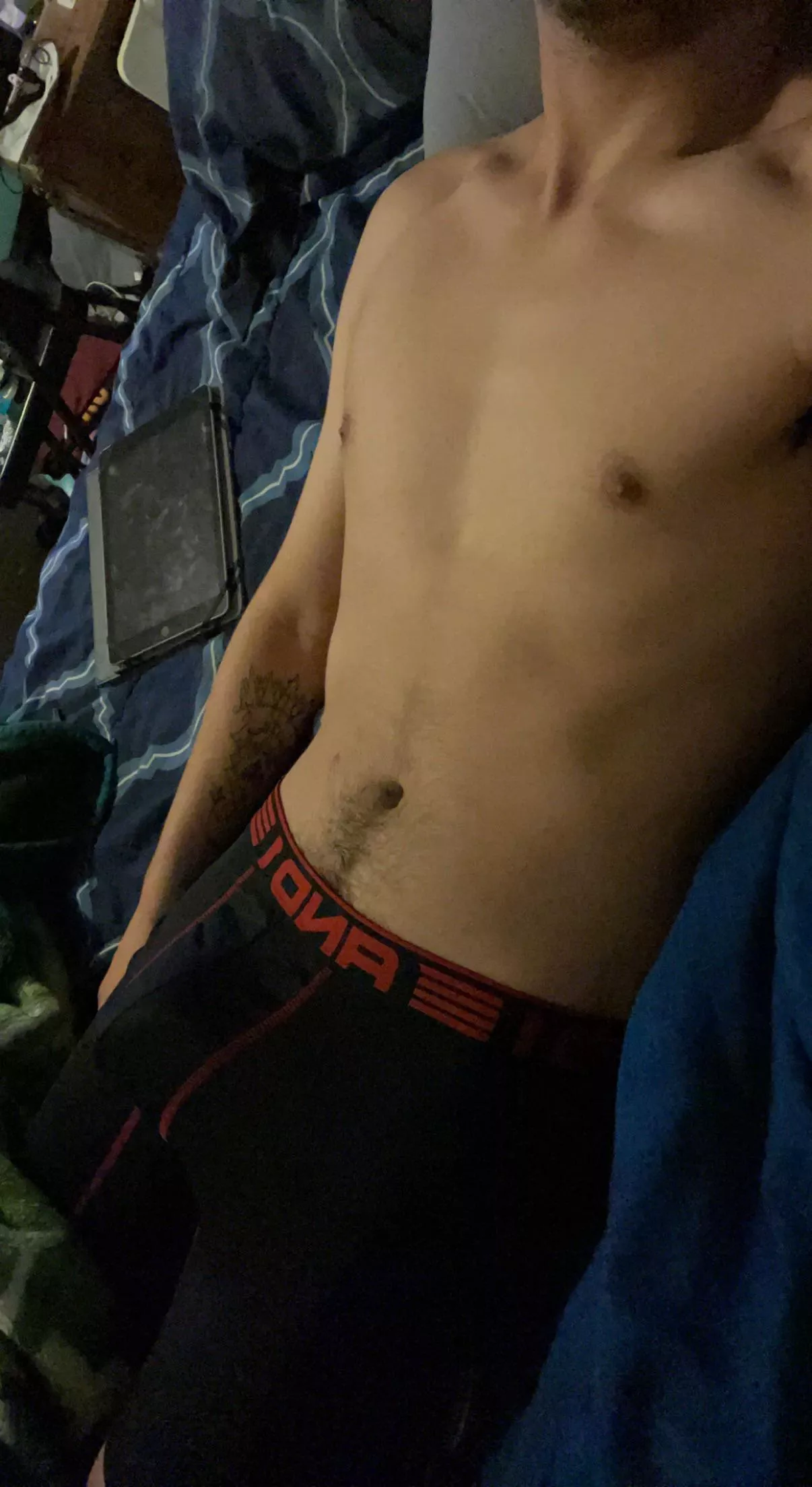 Grab my bulge bro? ðŸ˜ˆ