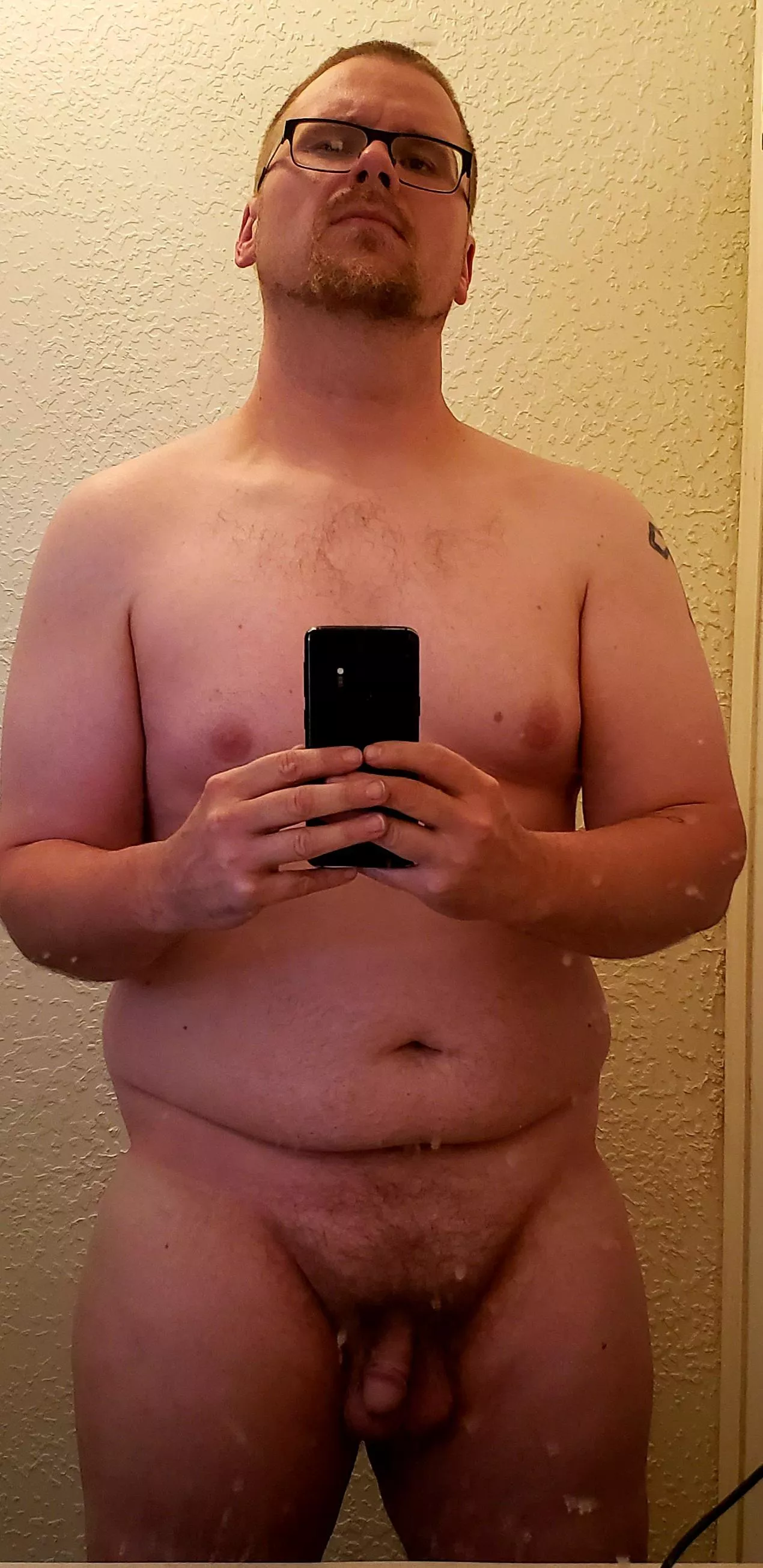 Grower, not a shower. 37yo single dadbod.