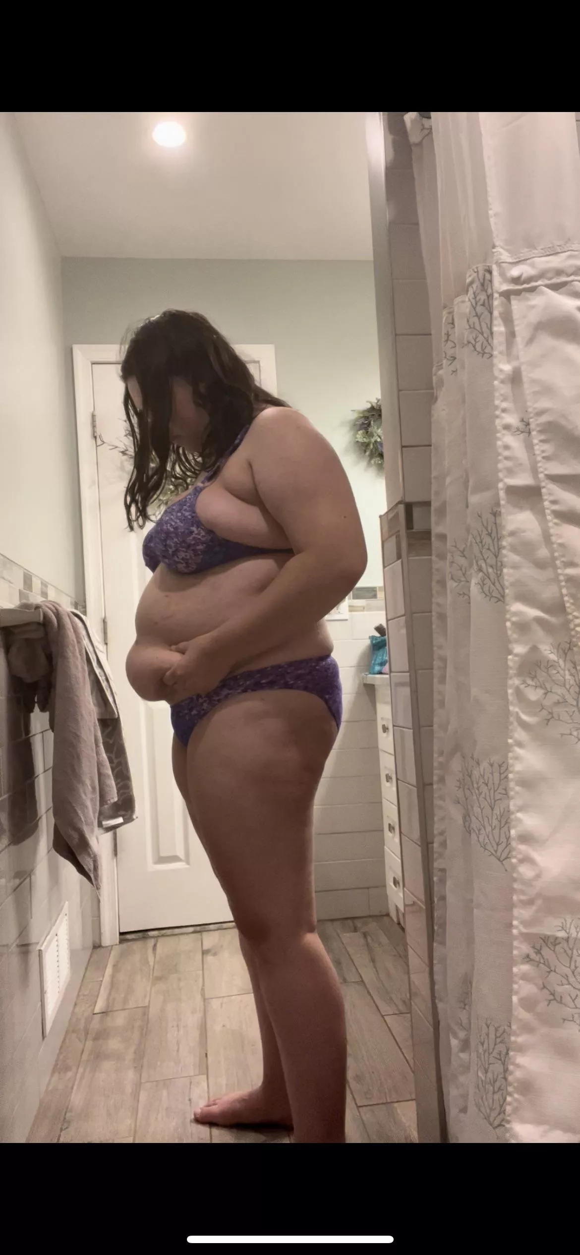 Growing belly, shrinking bikini