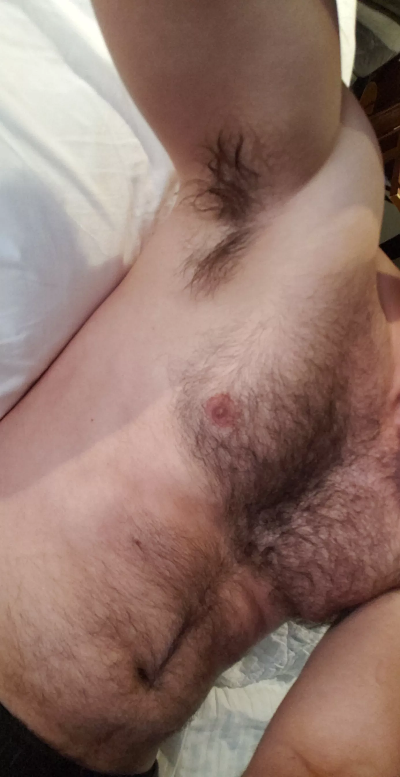 hairy fit dudes over 21 hit me up