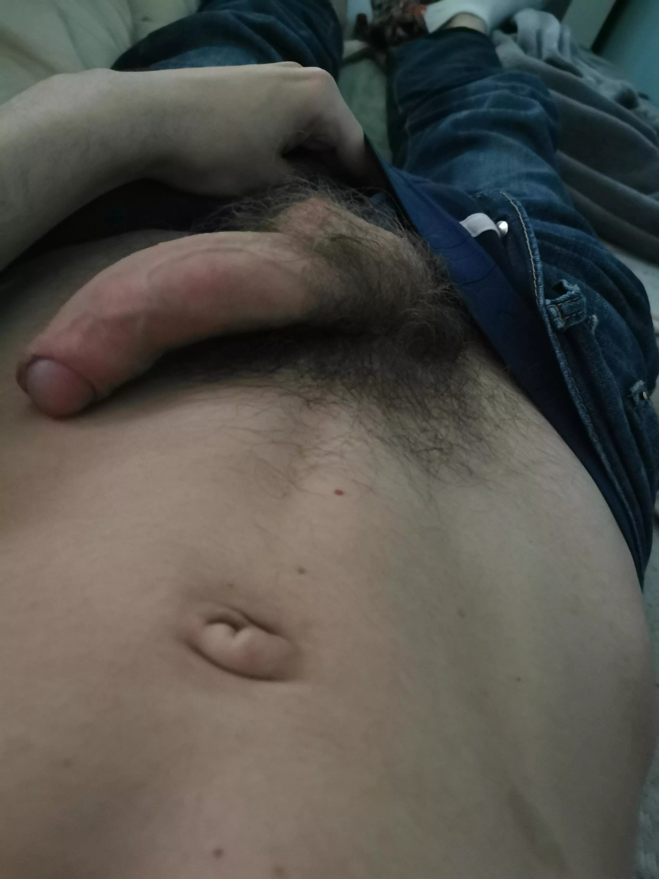 hairy pubes and smooth body