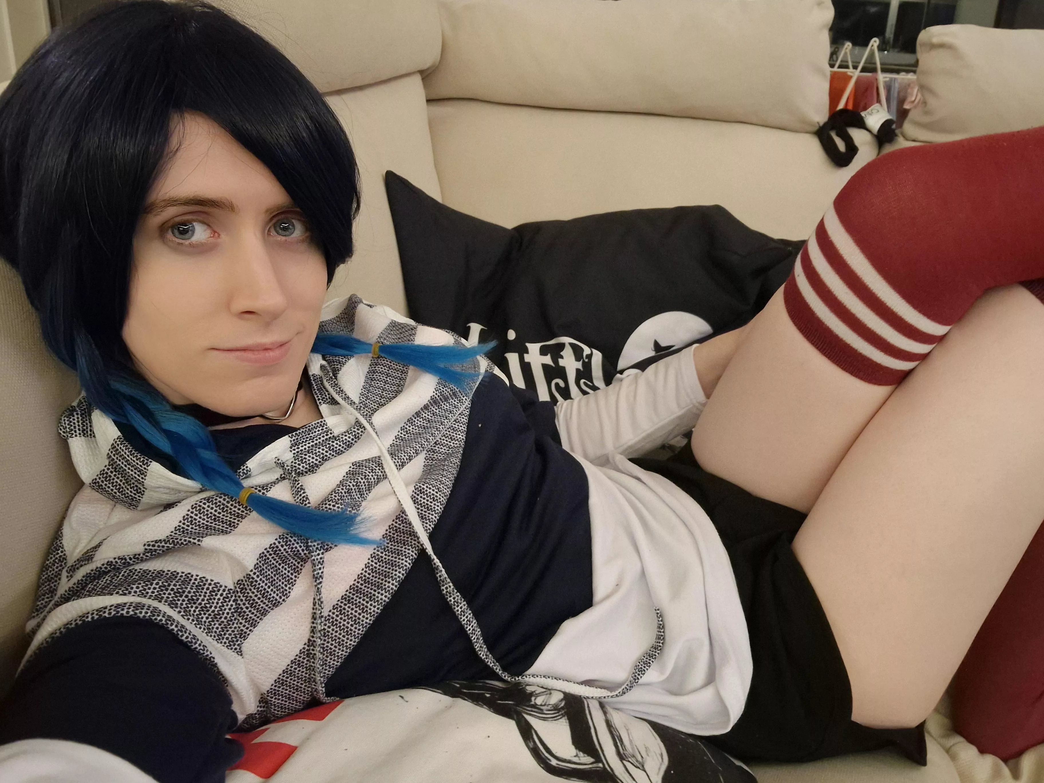 Happy femboy friday :3