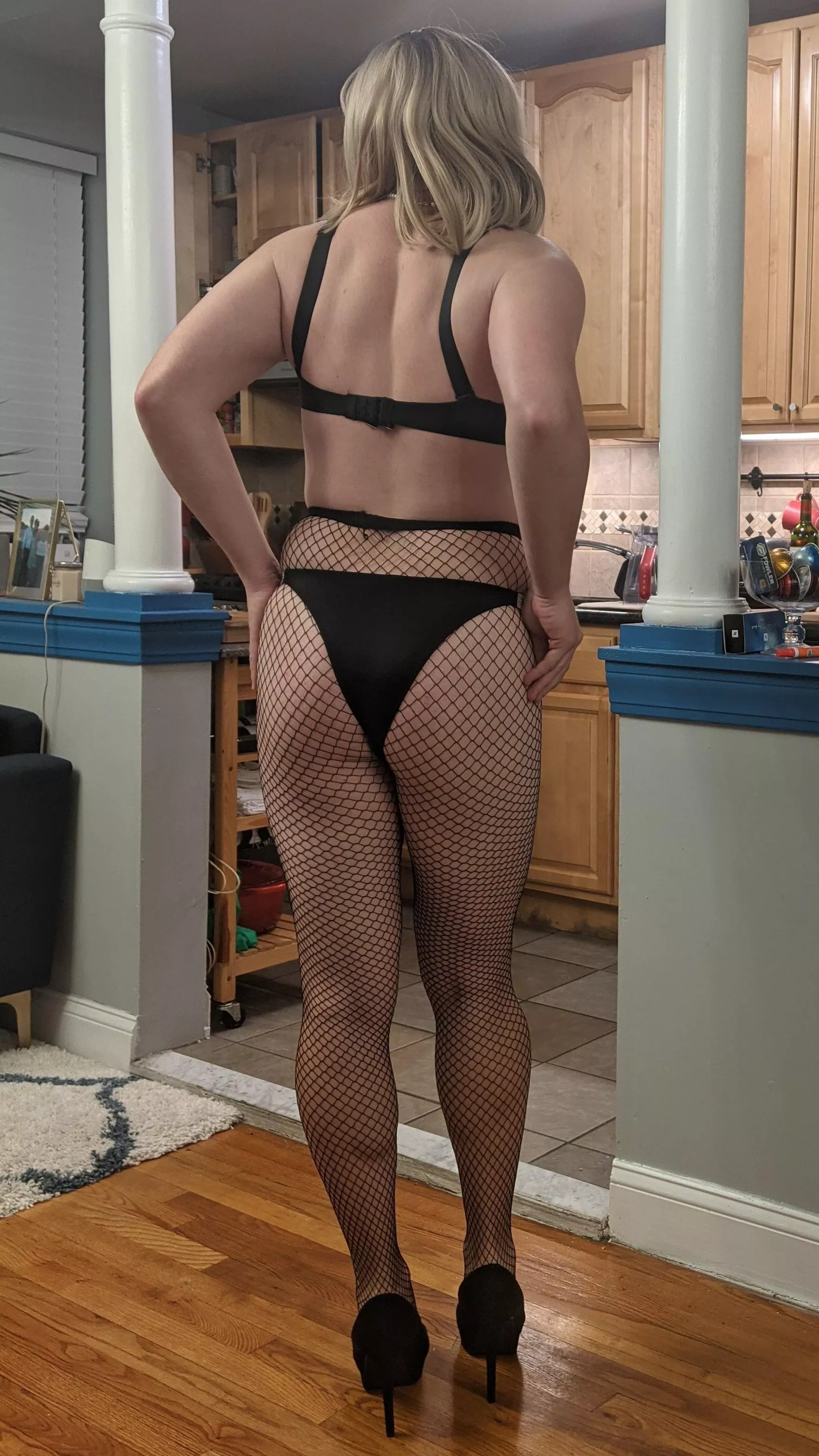 happy fishnet friday!