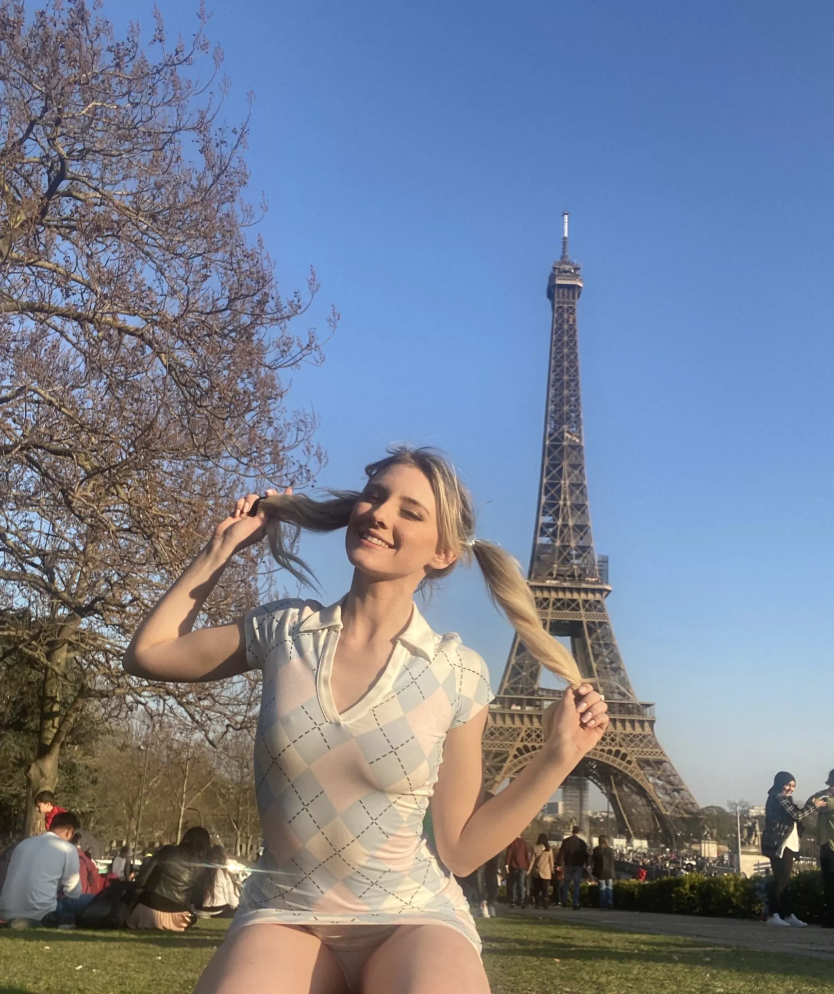 Happy in Paris