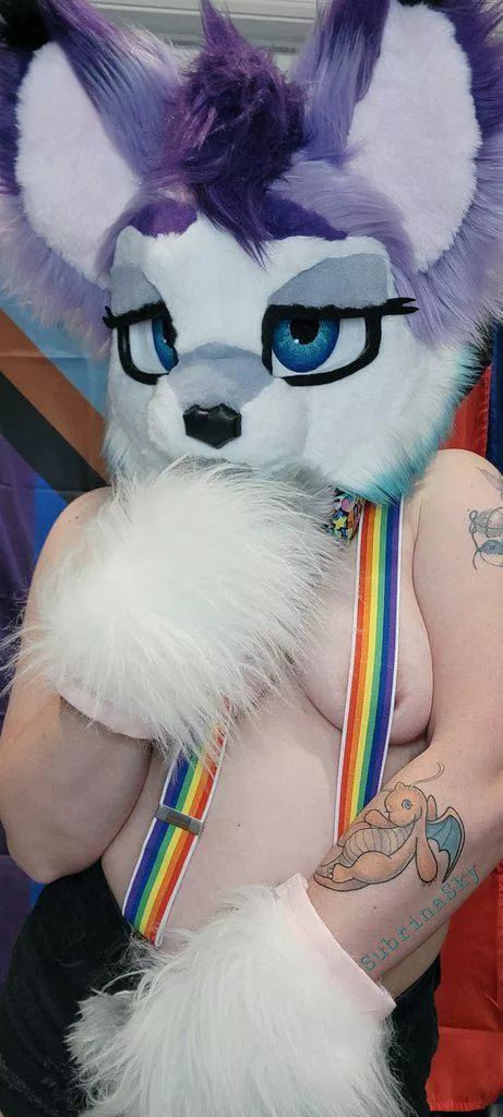 Happy Pride 💜🤍💚💗💛💙 Happy fursuit Friday