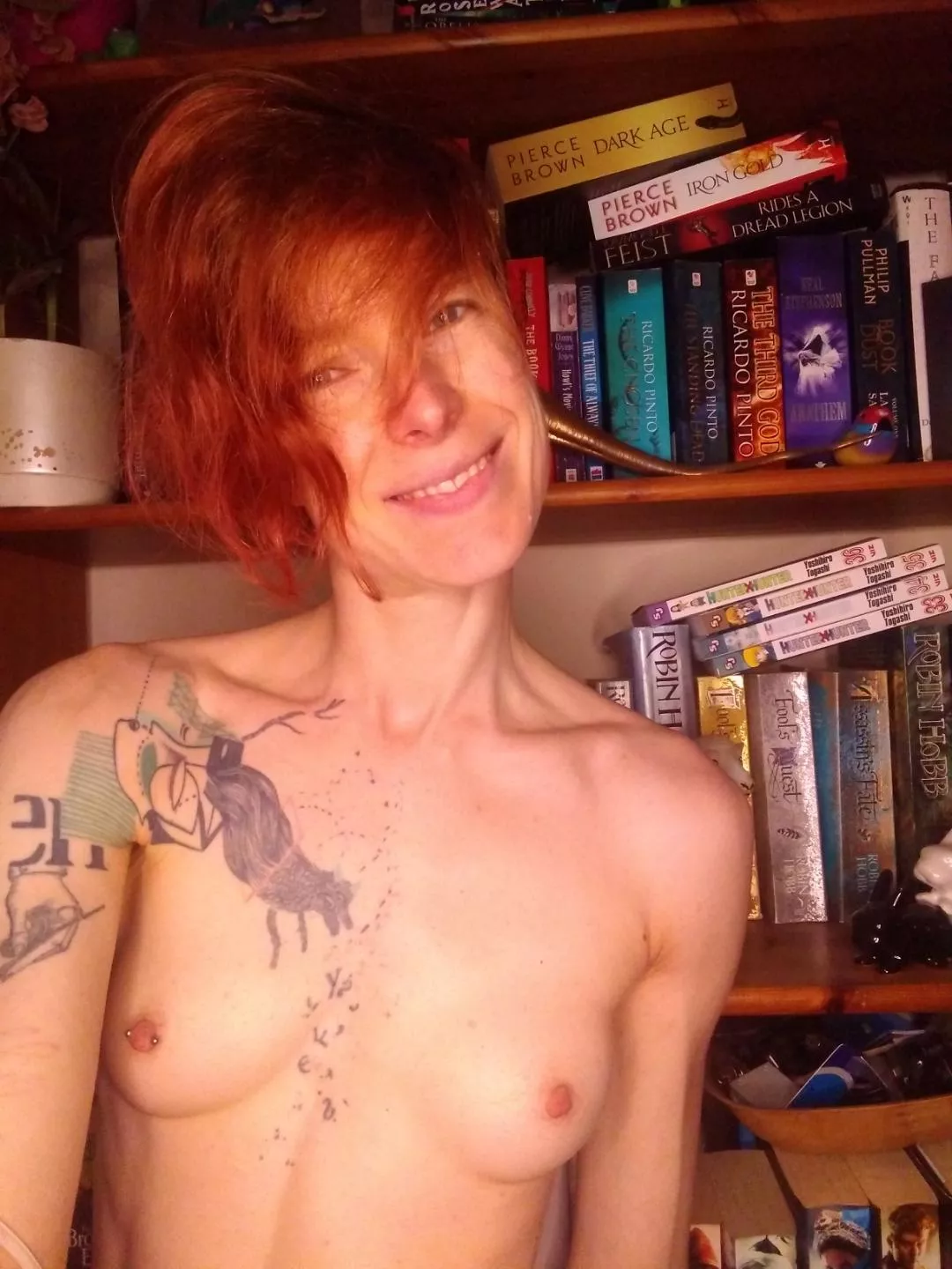 Happy Sunday! Enjoy my smile and my little tits