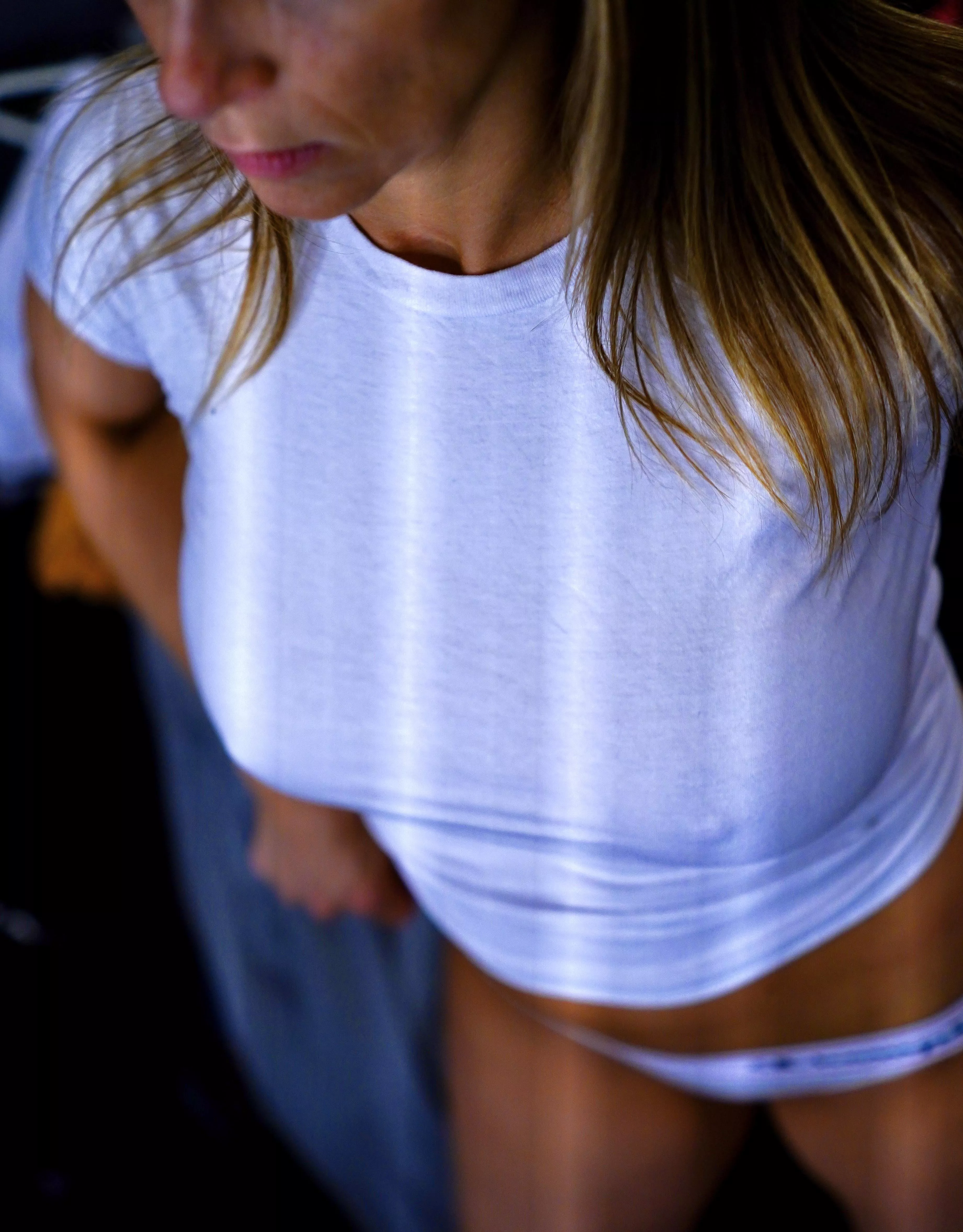 Hard to not have pokies in a white t!