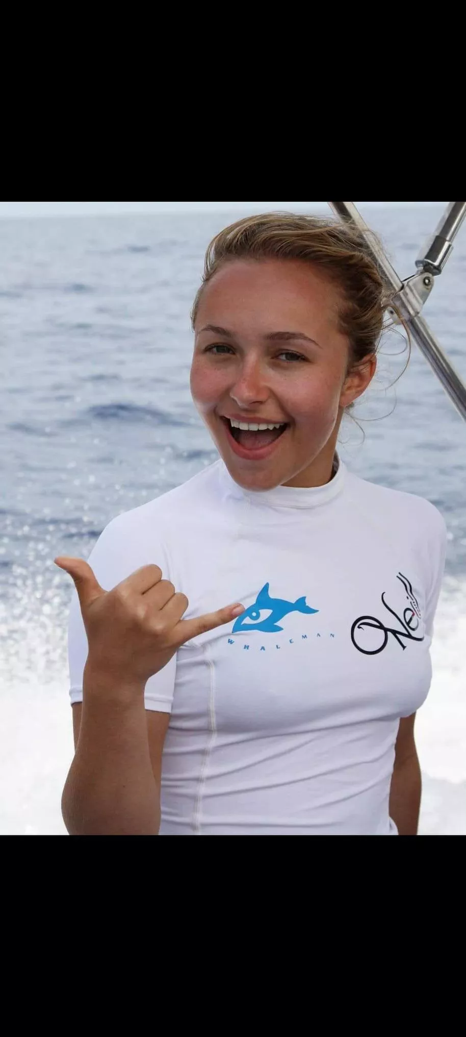 Hayden Panettiere in O’Neil gear