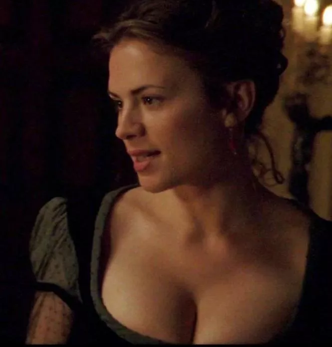 Hayley Atwell