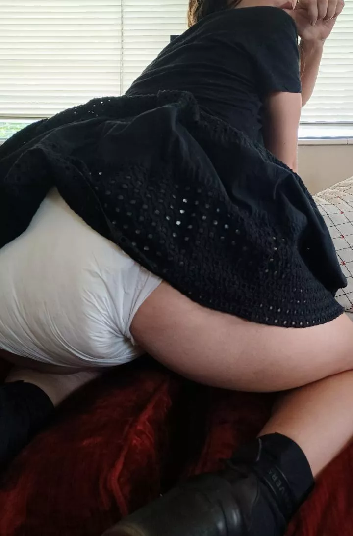 here's how my no-toilet day turned out, my diaper took over my skirt!