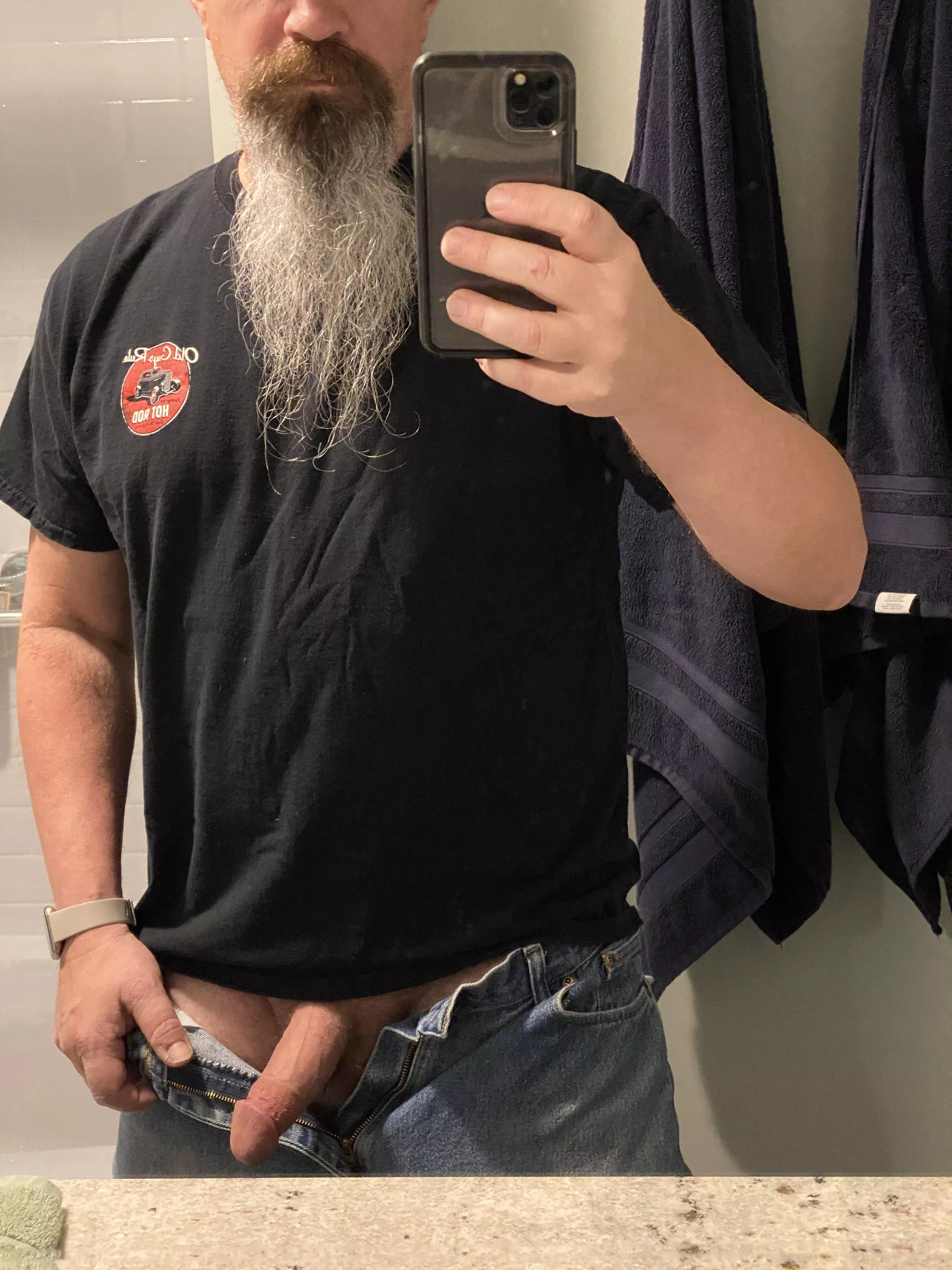 Hereâ€™s some beard with a side order of boner