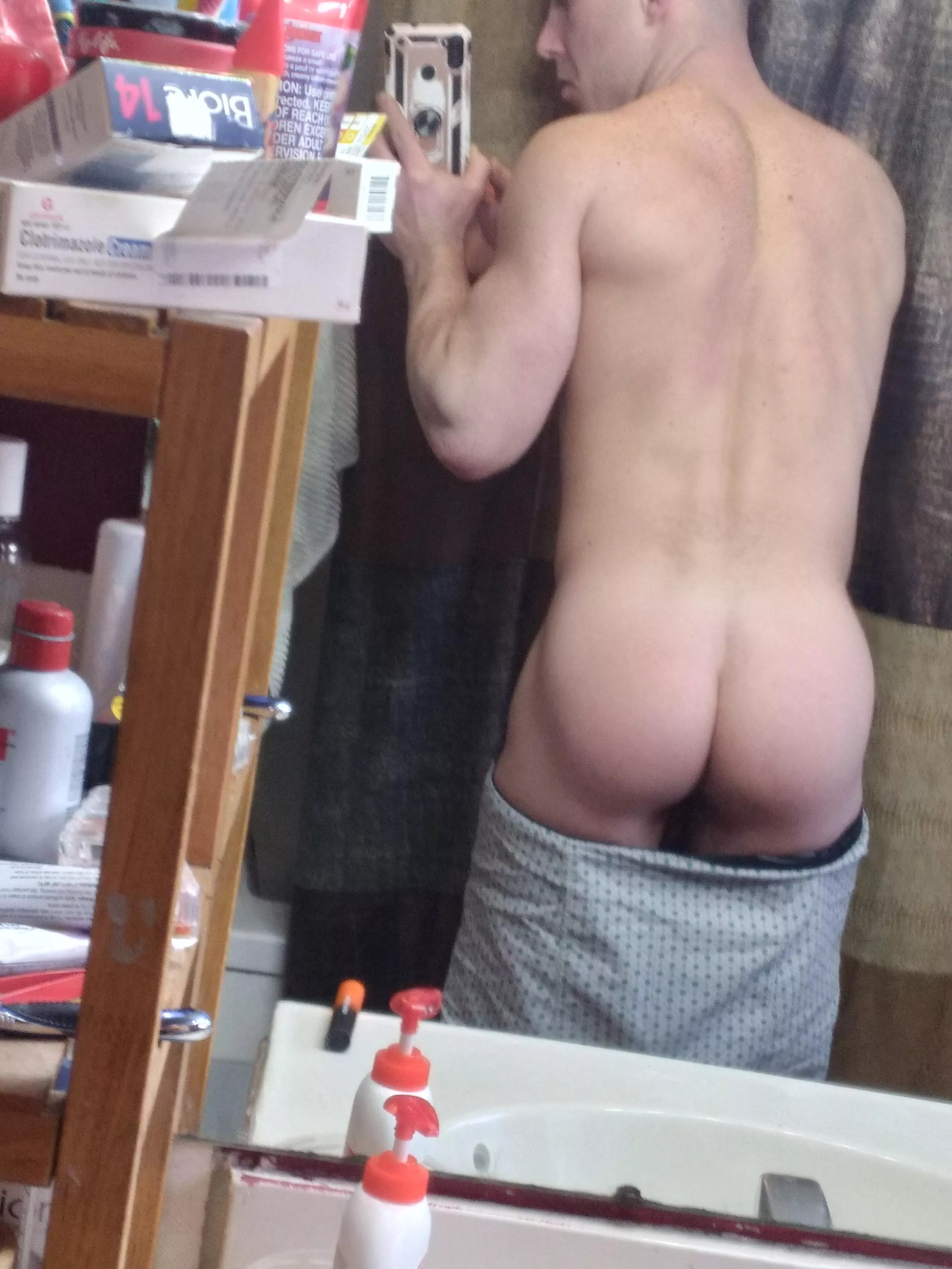 hey, been working on my ass. how's it looking?