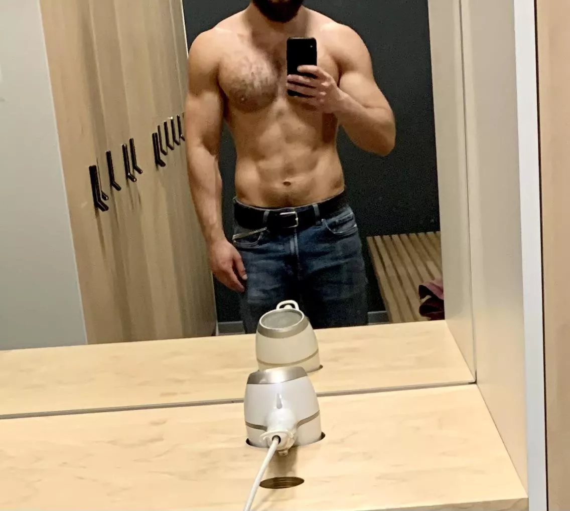 “Hey” from the gym’s locker room