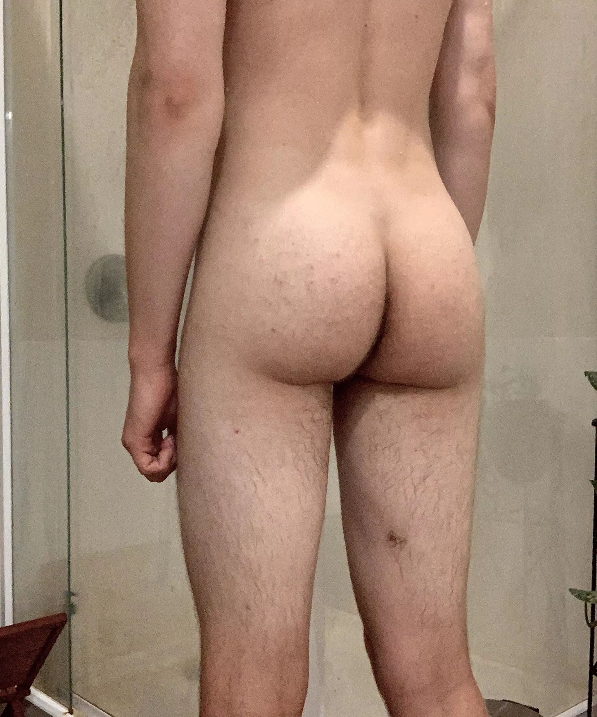 Hey, new here. Am I thicc for a guy?