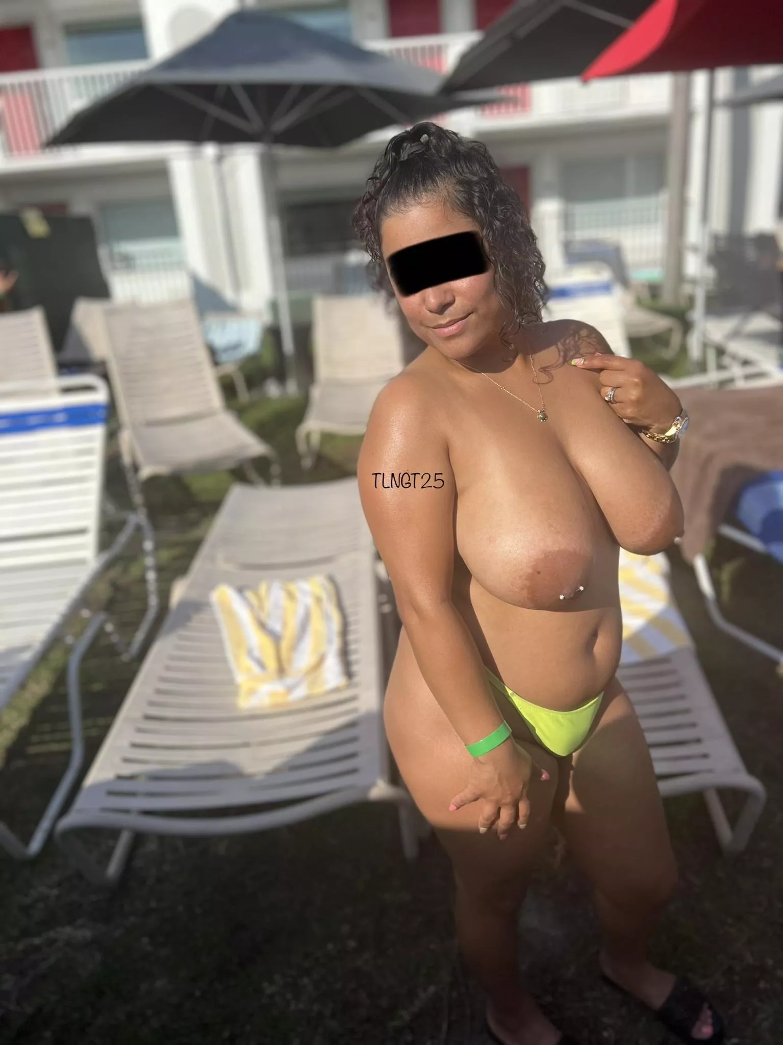 Hey you, wanna cum and play in the sun with me?