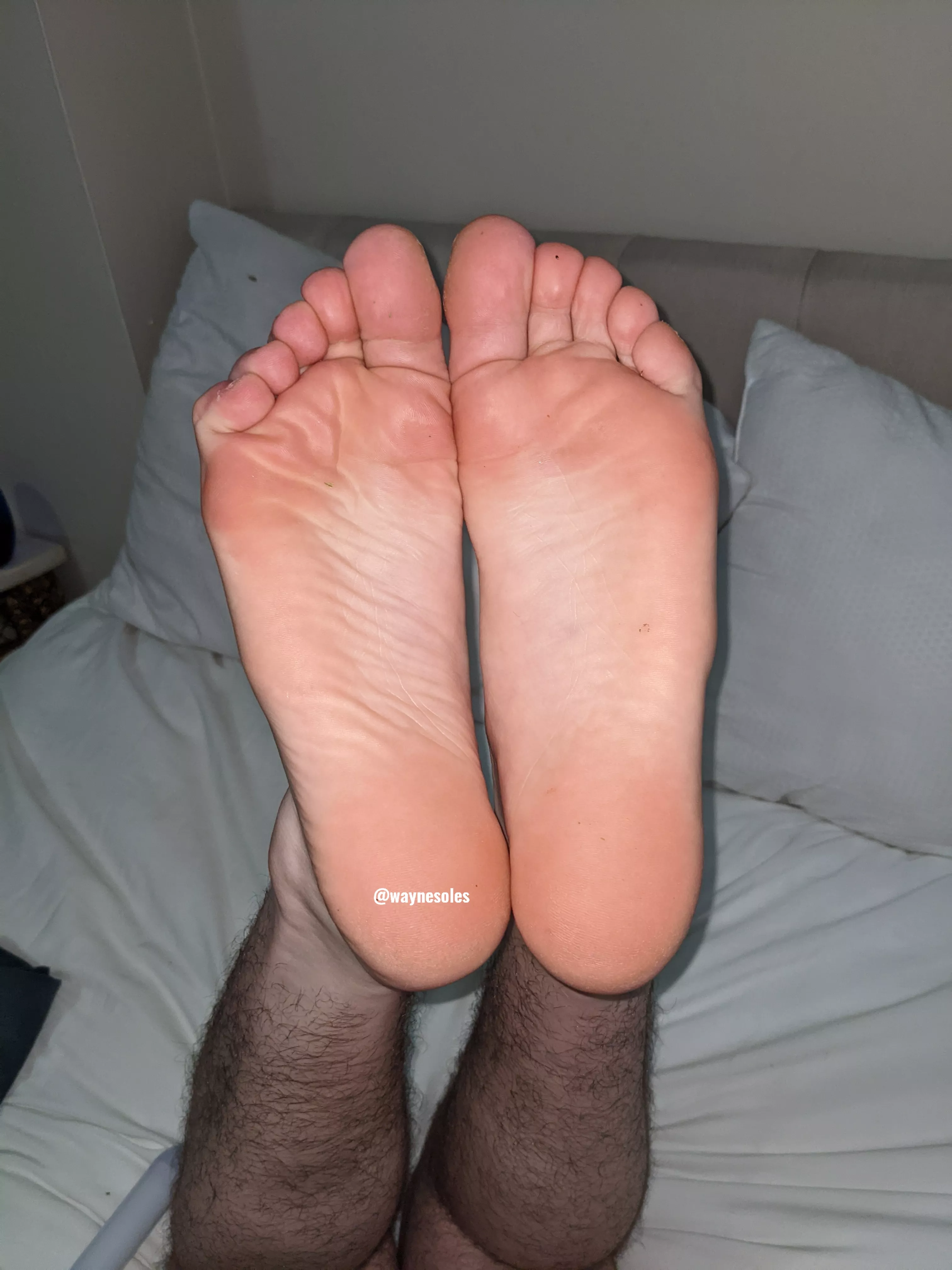 Hi, first time over here. Hope you like how soft my soles are. ðŸ˜‰ðŸ¤«