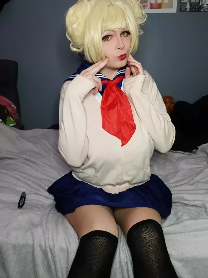 Himiko Toga cosplay. I hope I did her justice!