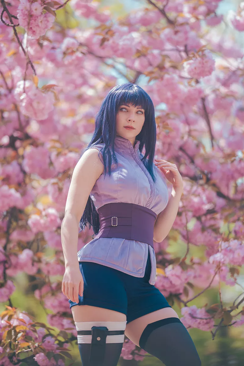 Hinata cosplay by Enji Night