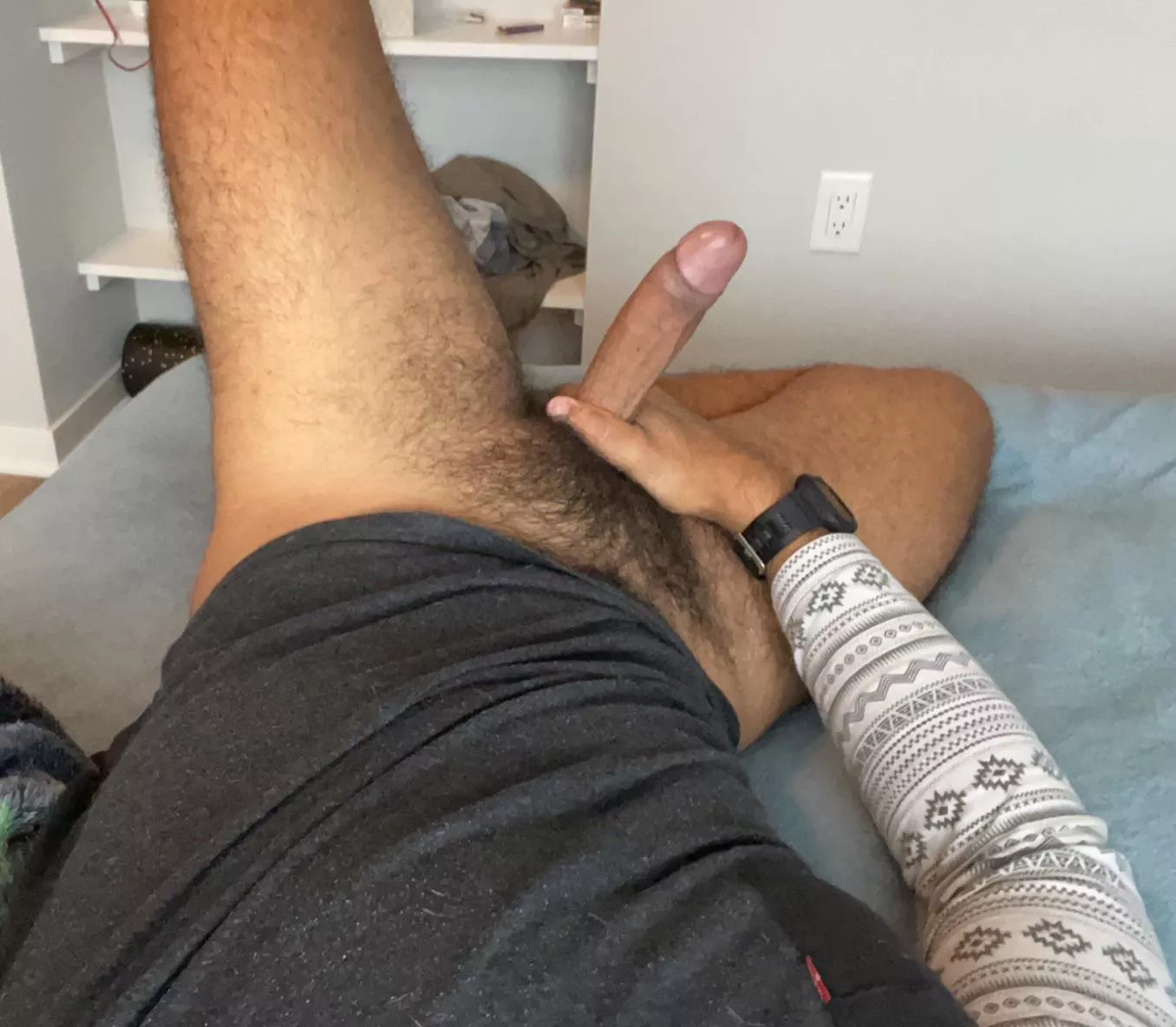 HolaðŸ”¥Iâ€™m a Mexicano grad student struggling to make ends meet so I started an OF. Support education and get your brown dick and ass at the same time ðŸ’‹. Link in bio.