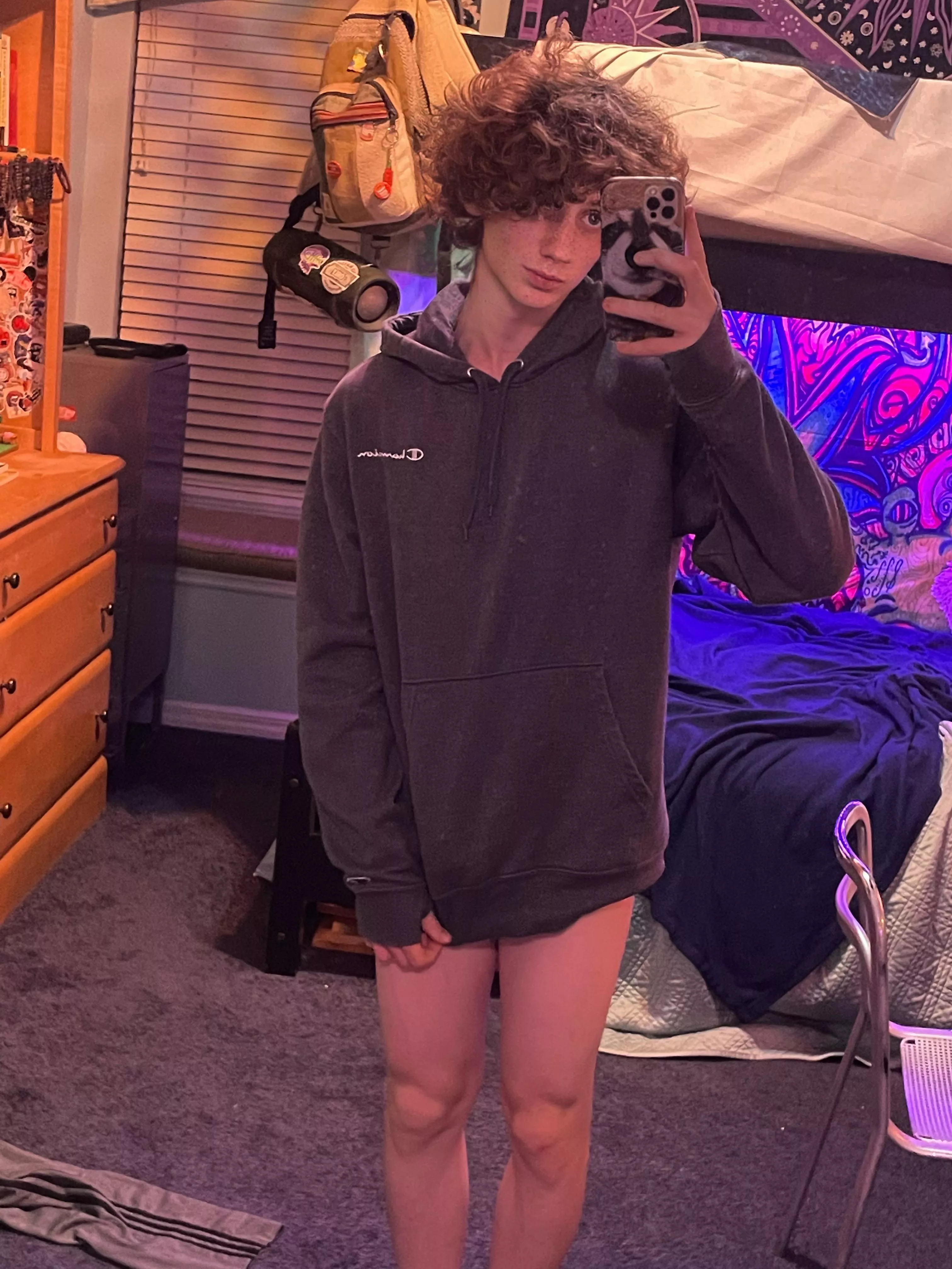 hope this is feminine enough (: