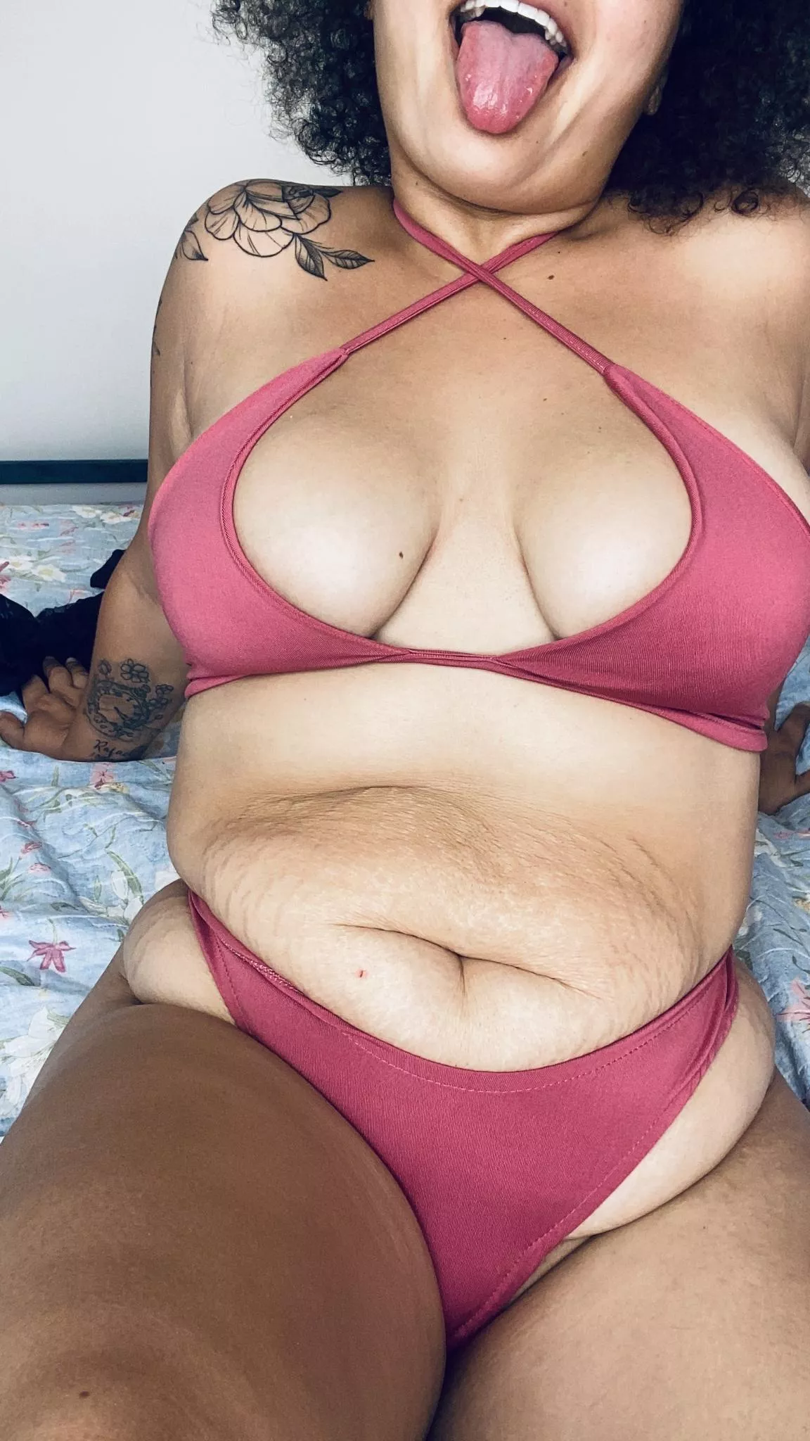 Horny and chubby milf waiting for you