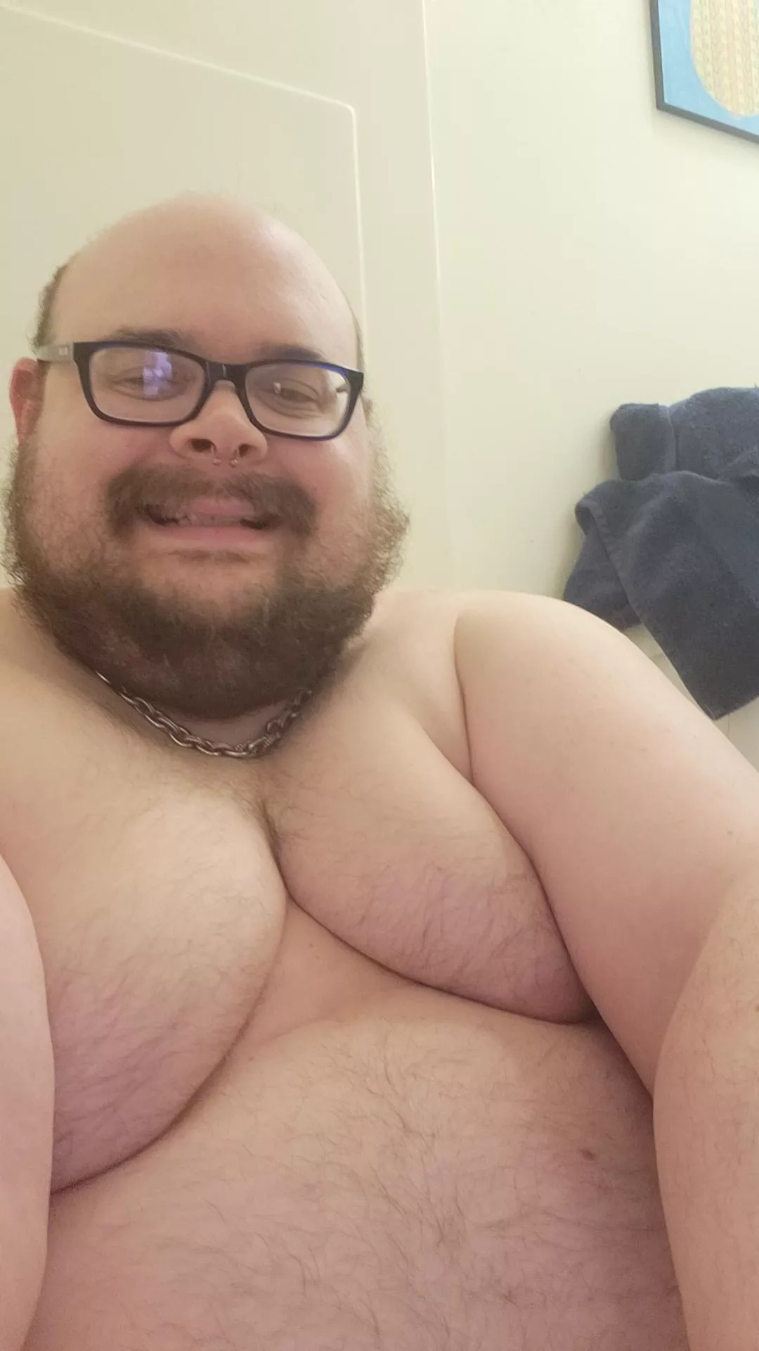 horny superchub looking for younger guys 18Ã·