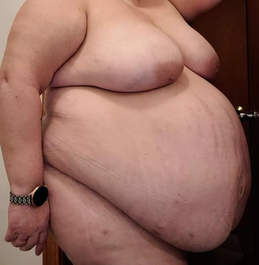 Hot Ssbbw mom huge belly