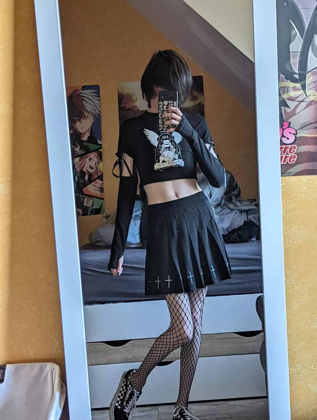 how do you like this outfit? ðŸ–¤