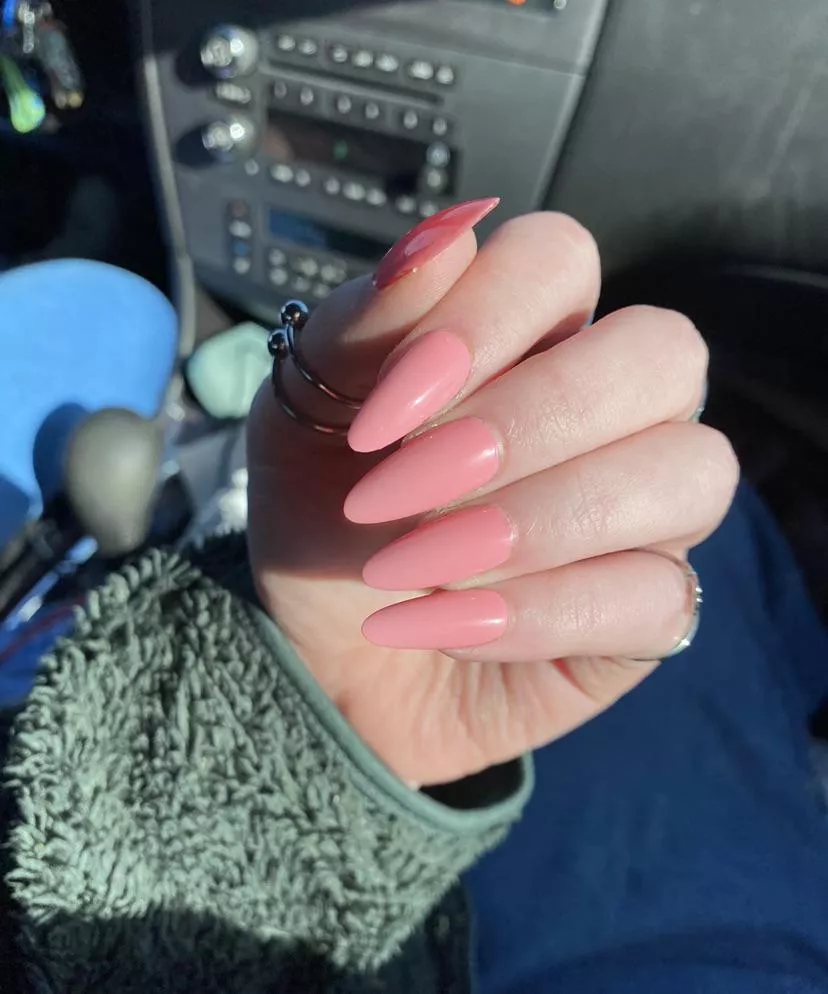 How I would model my nails against your cock