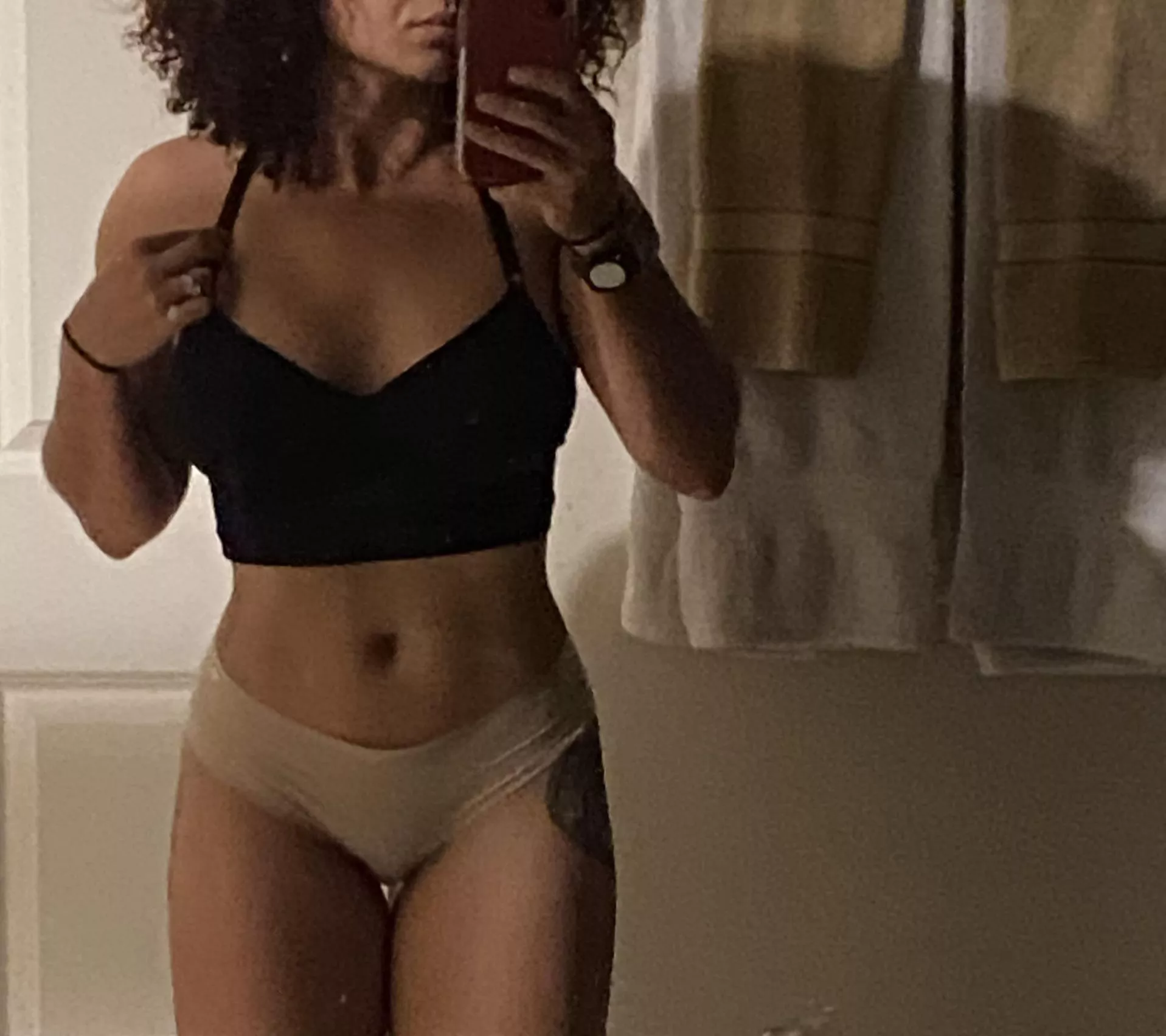 https://onlyfans.com/goddesslocs let me know what you think 😘