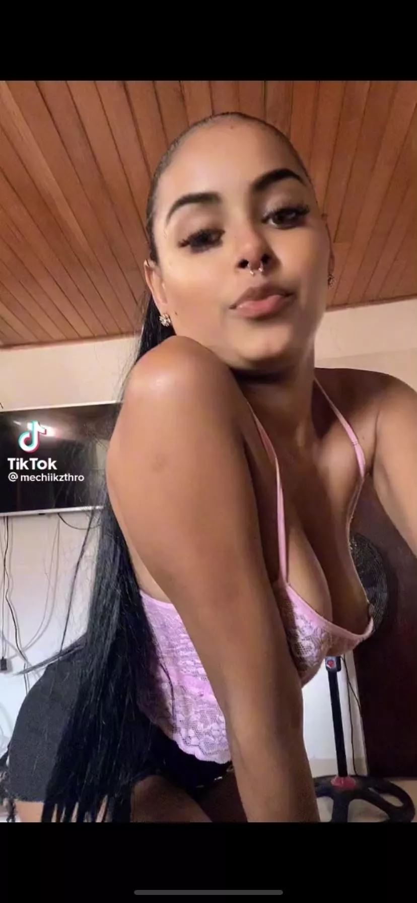 https://vm.tiktok.com/ZTd5QWR7h/