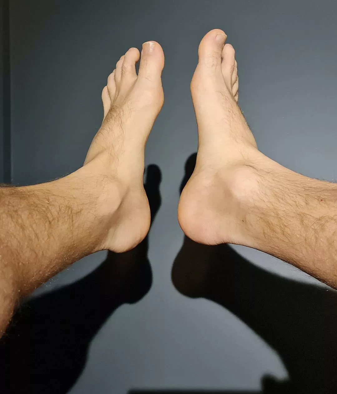 I belive i would give great footjobs