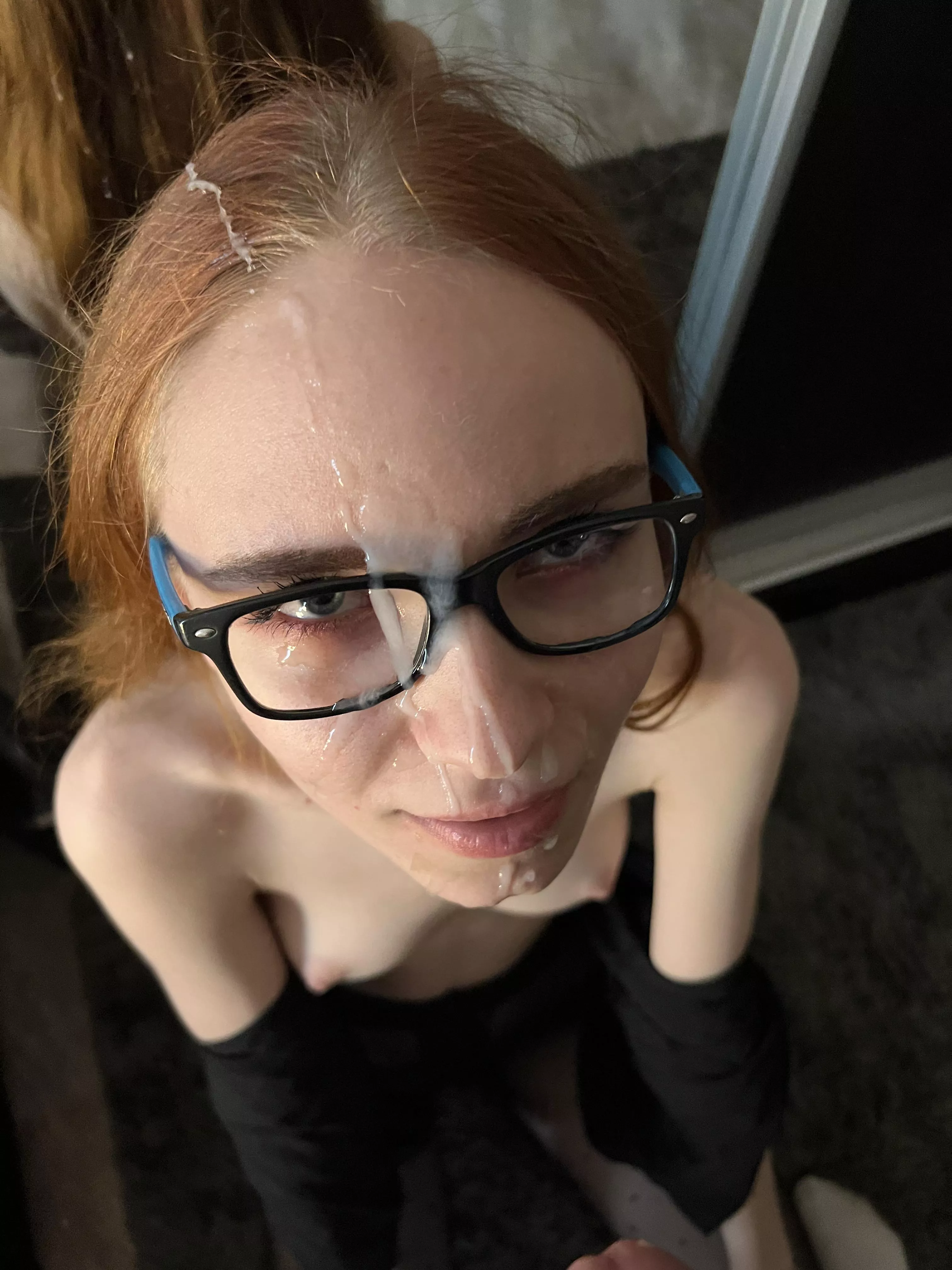 I heard that the boys love to see cum on glasses💕so now I need to clean mines😋 Or maybe after next load?