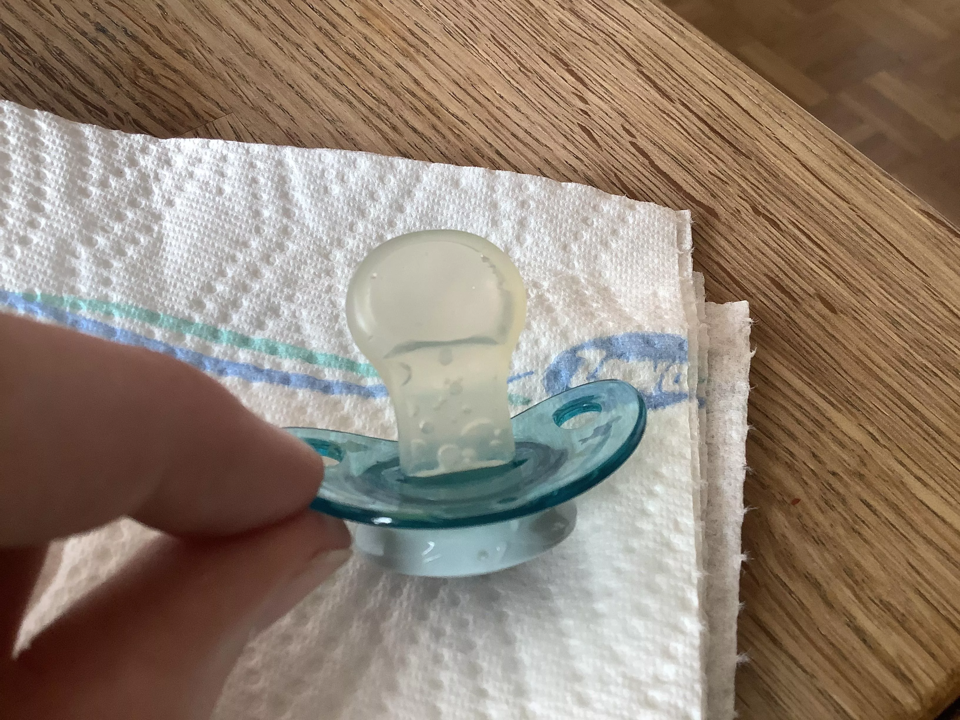 I just cleaned my paci, but thereâ€™s water in it somehow