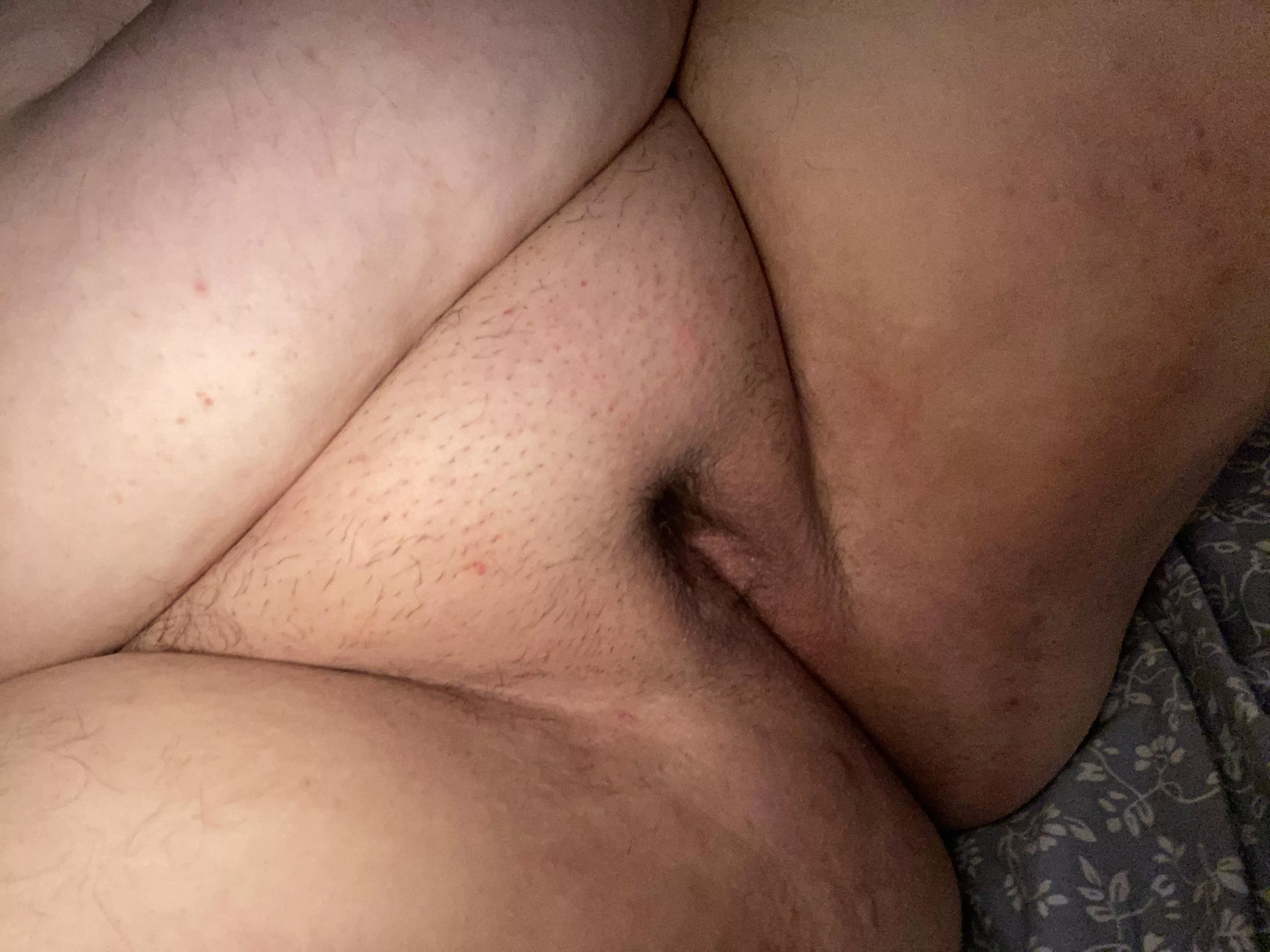 I just shaved my pussy, want to give it a taste?