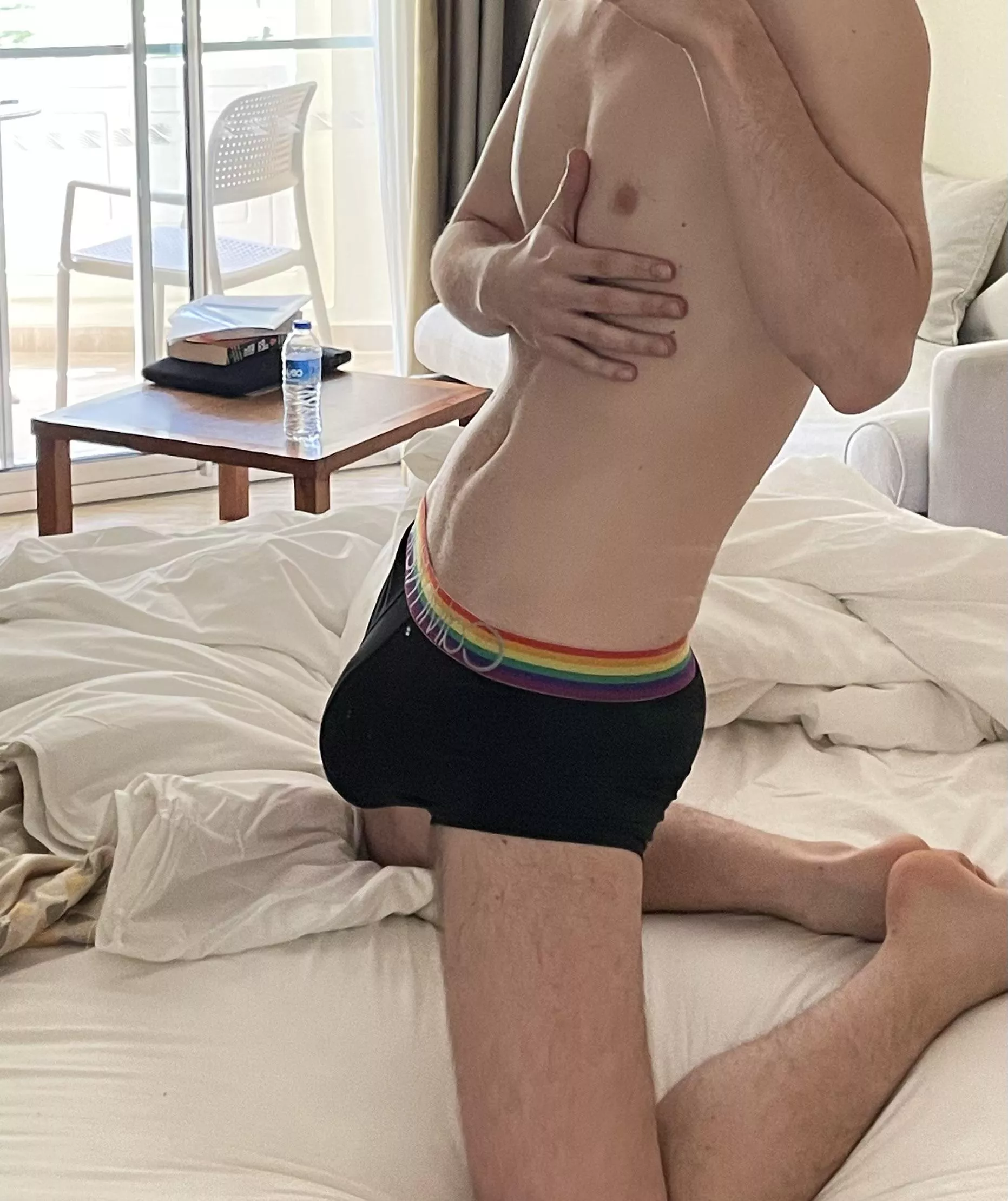 I just woke up… anyone wants to touch that bulge?