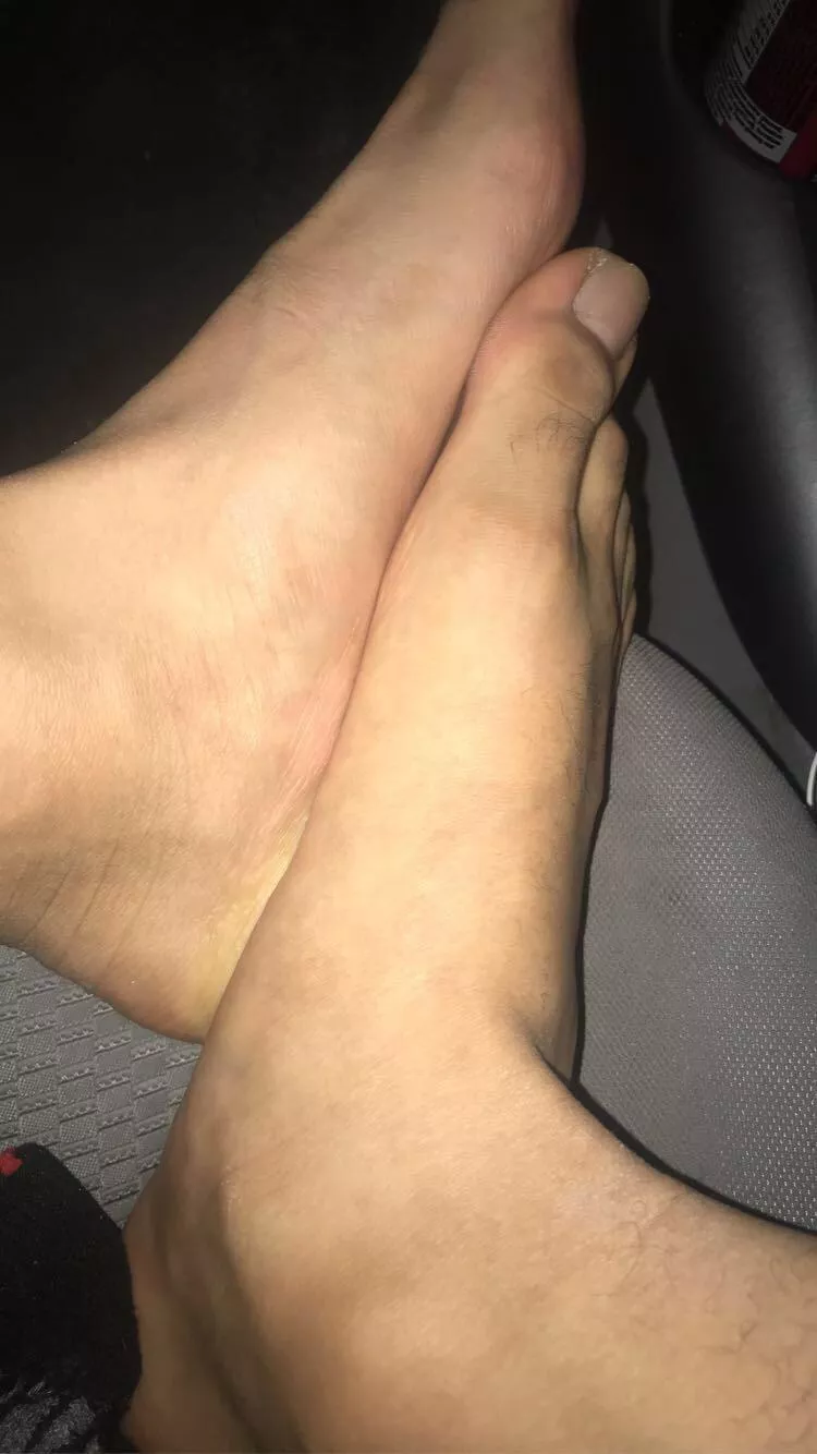 I like drive drive barefoot sometimes 😊