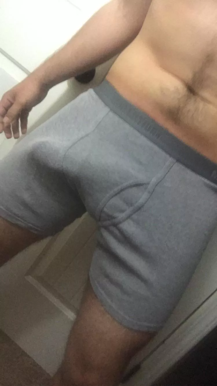 I love good bulges 😈