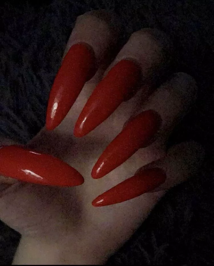 i love my red nails❤️