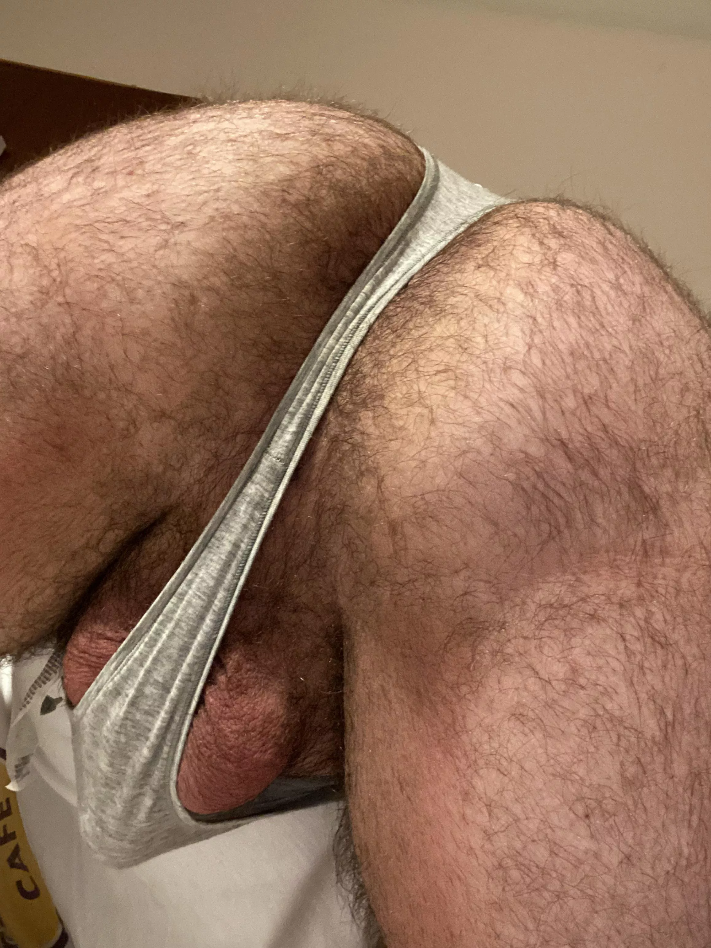 I love the feeling of a string on my tight hole