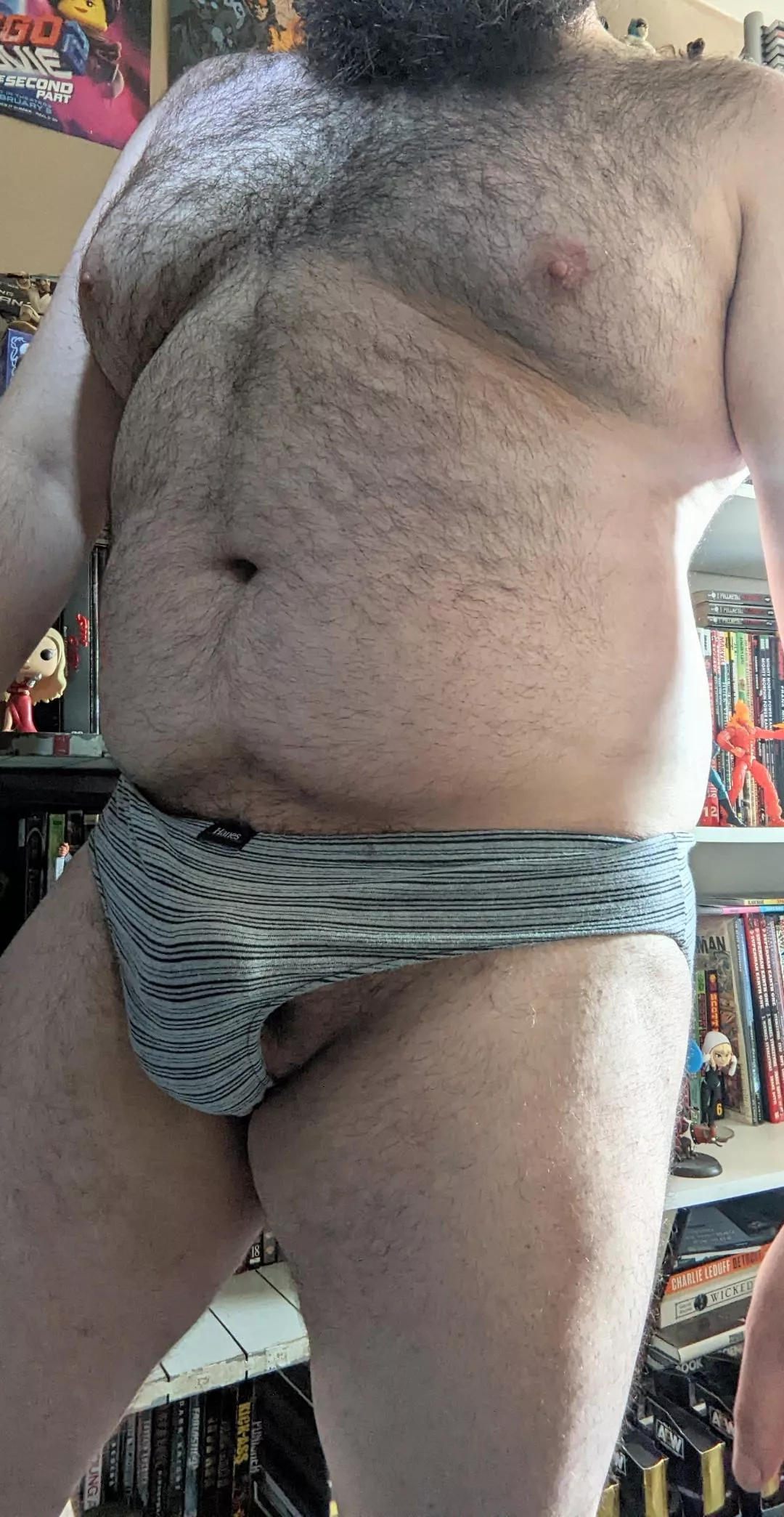 I love the way briefs fit. They really show off my thicc legs ðŸ˜œ