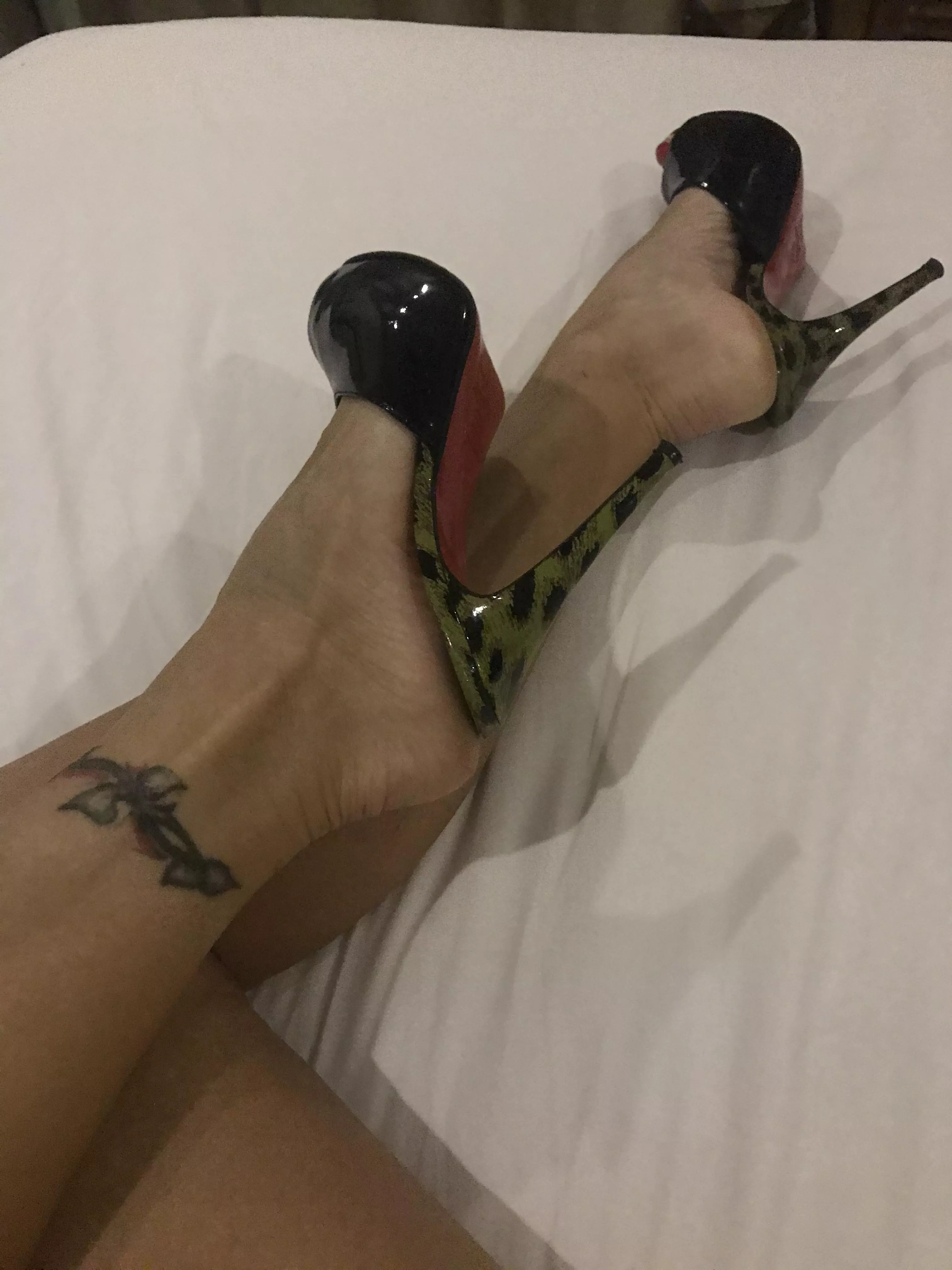 I love these mule louboutin