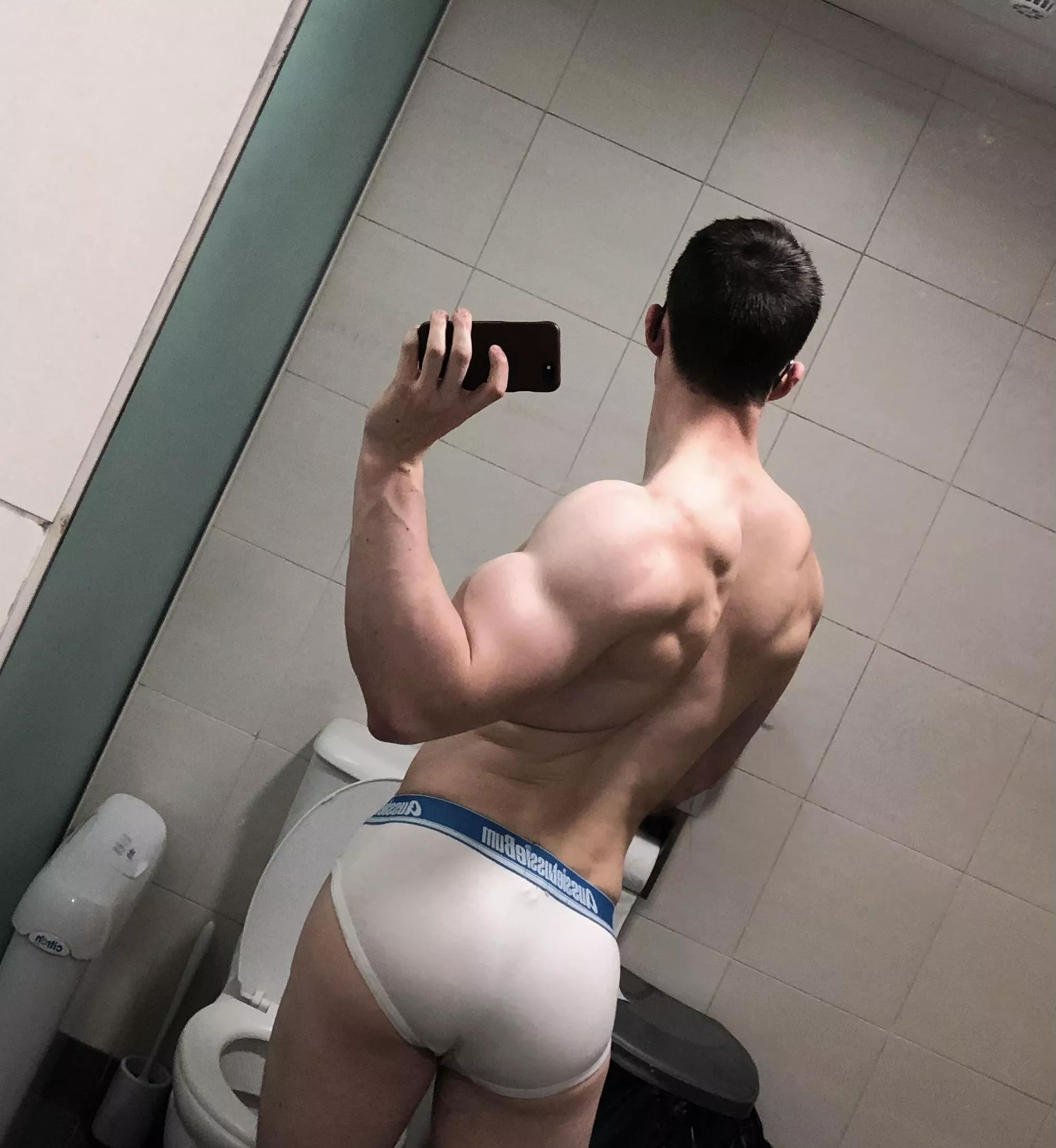 I love wearing my new underwear in the gym changing room ðŸ‘