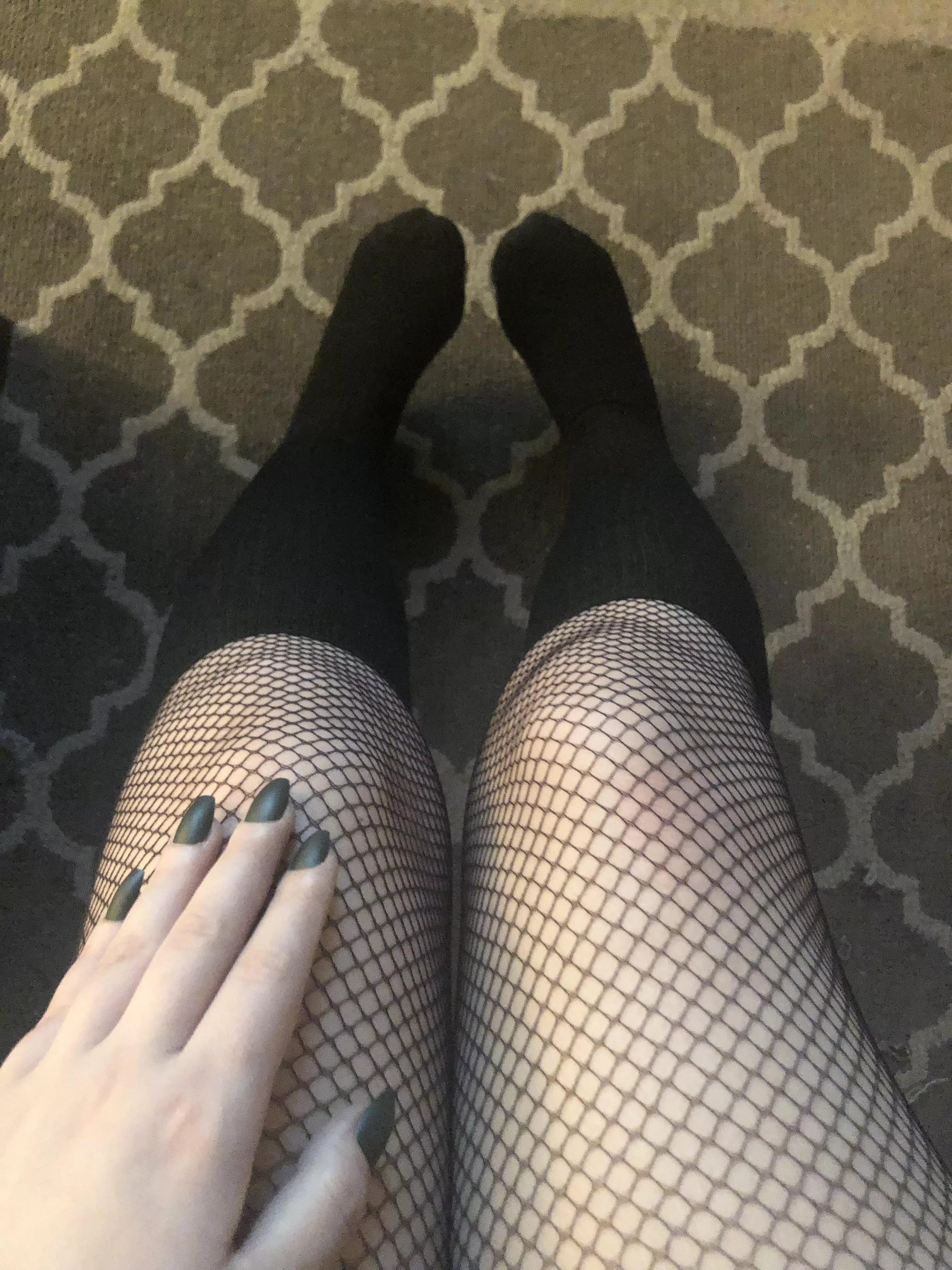 I love wearing socks over my fishnets 🖤