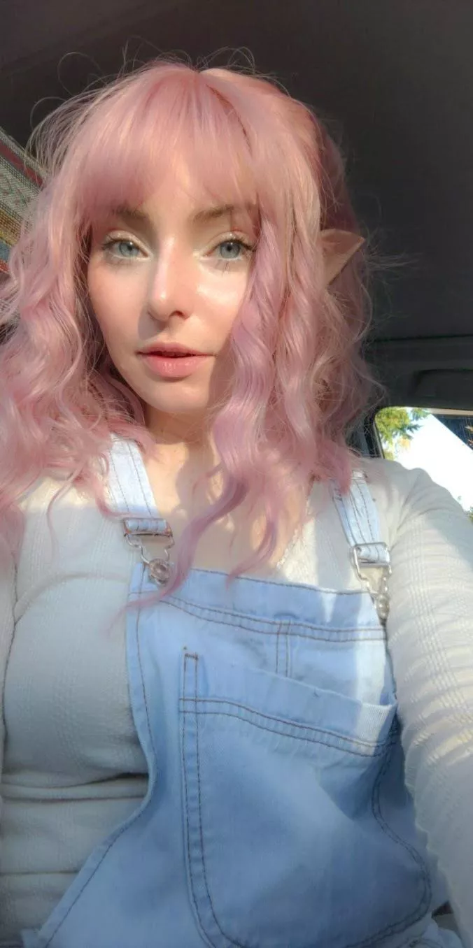 ☀️I love when the sun plays with my pink hair ☀️